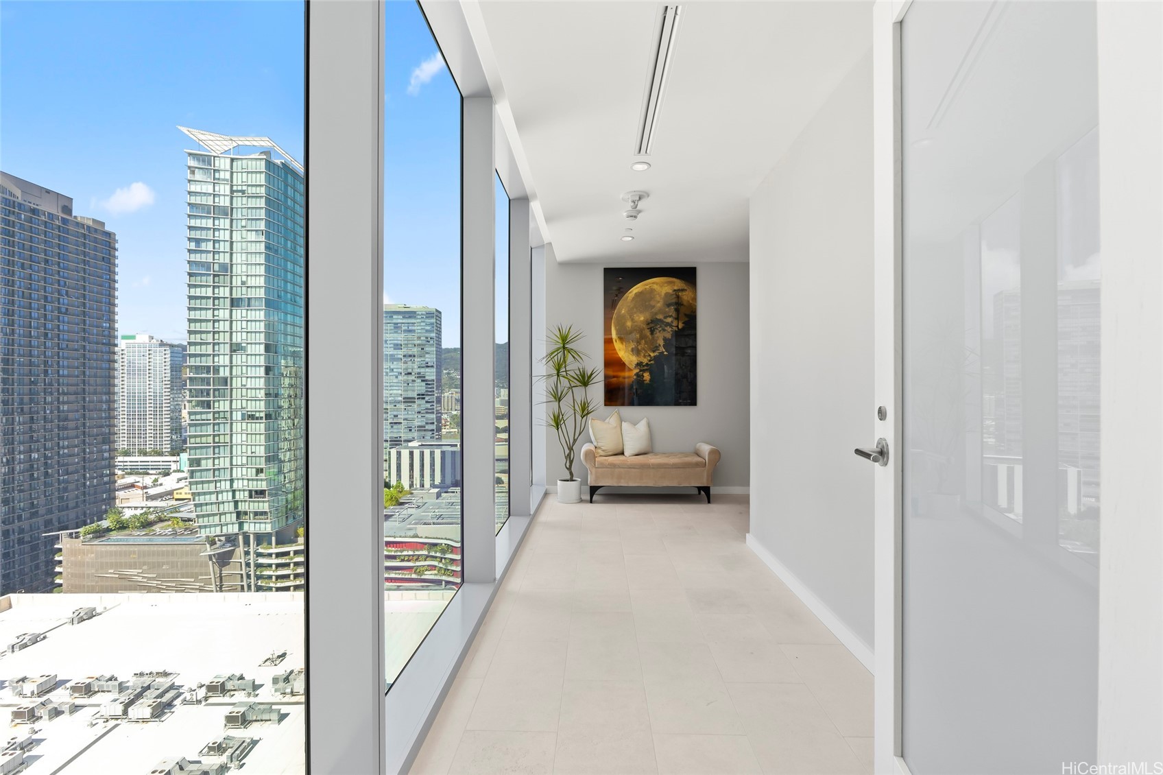 1118 Ala Moana Boulevard 2006