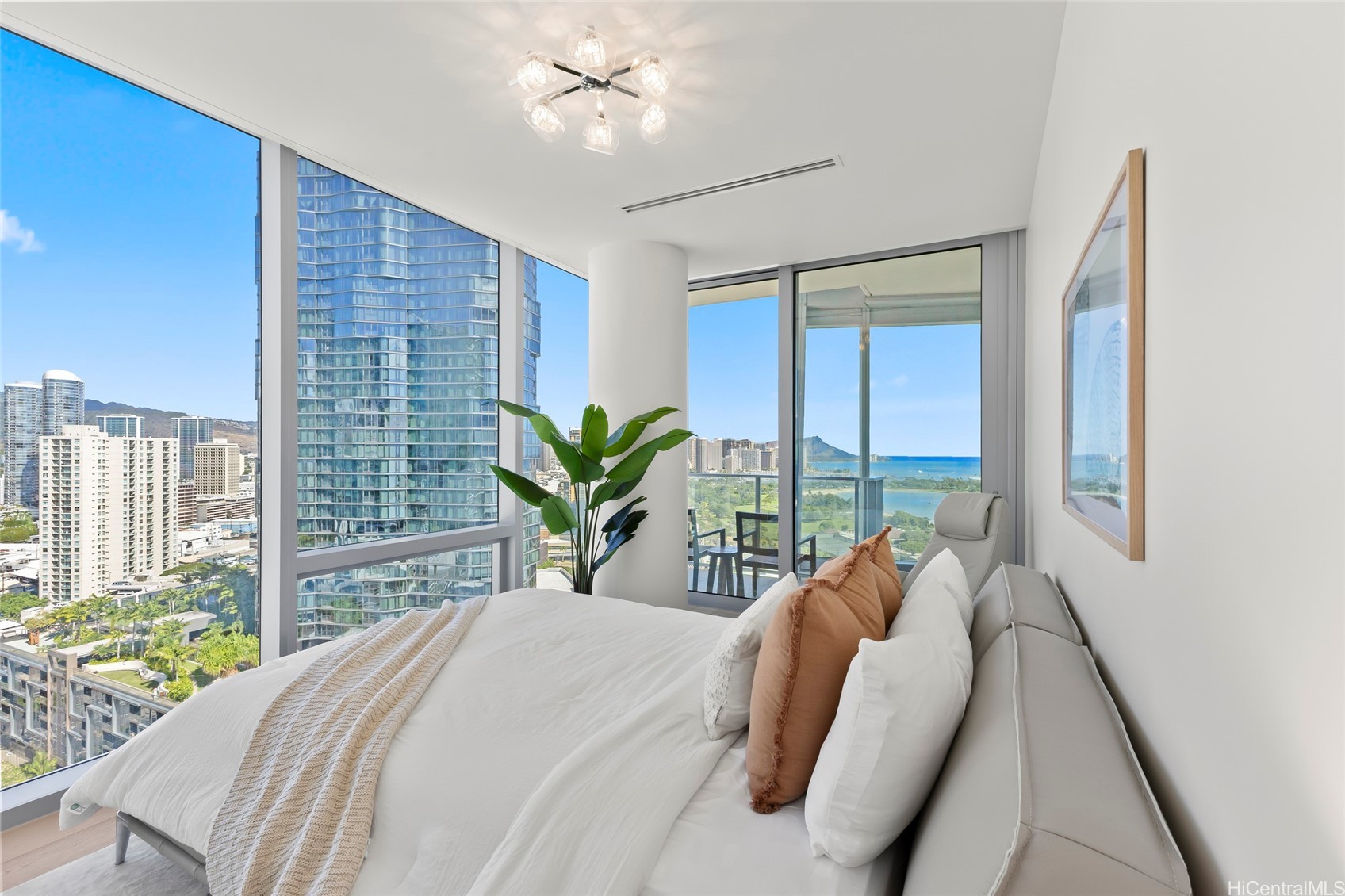 1118 Ala Moana Boulevard 2006