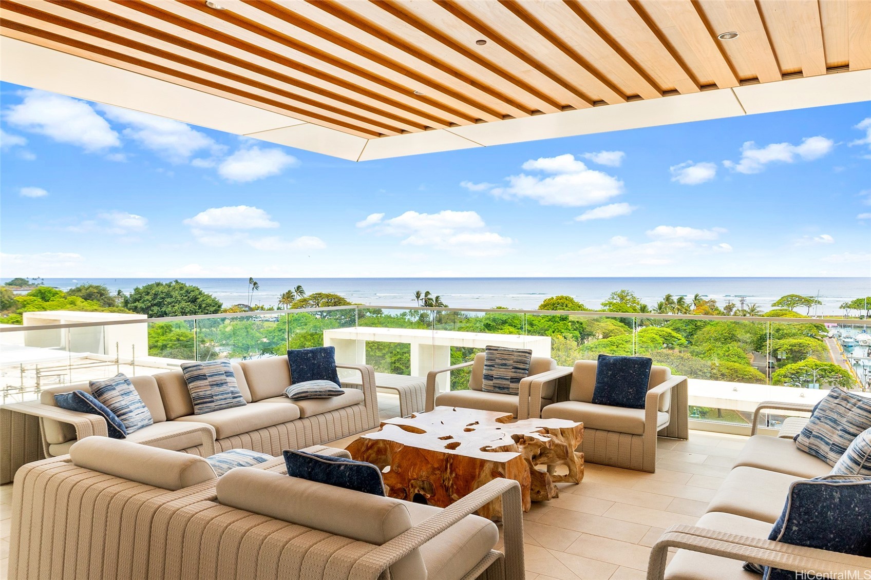 1118 Ala Moana Boulevard 2006