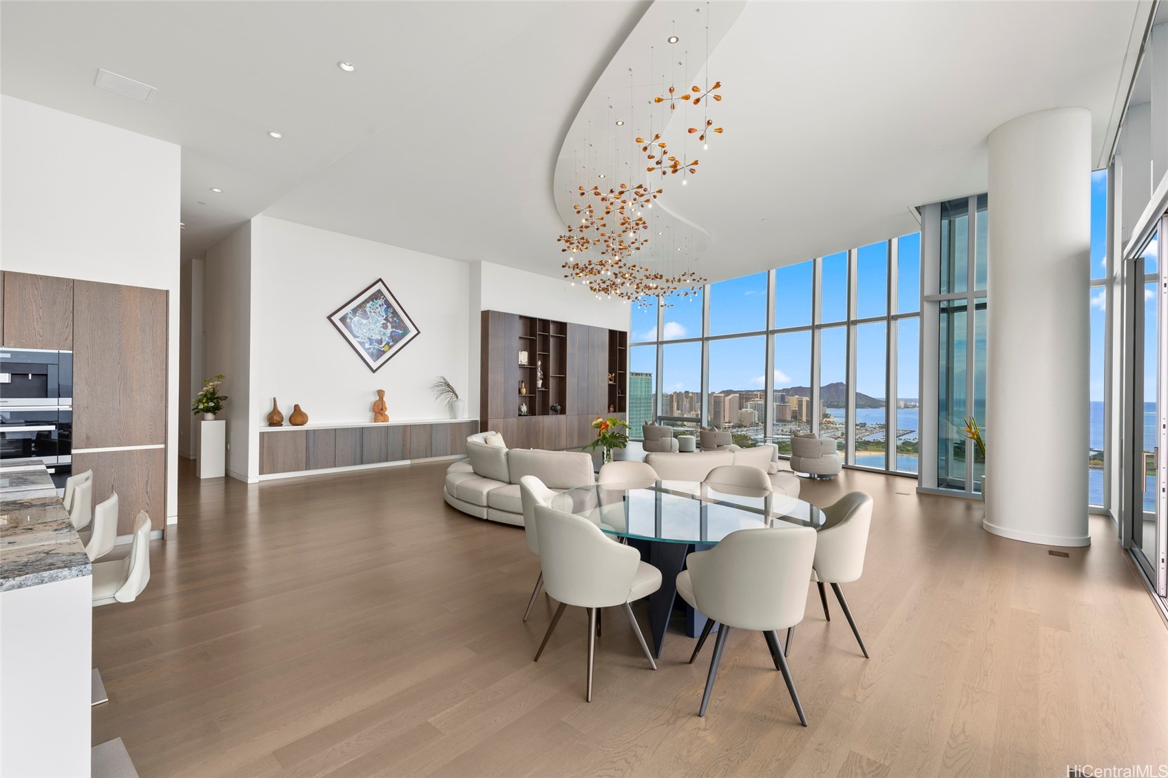 1118 Ala Moana Boulevard 3400