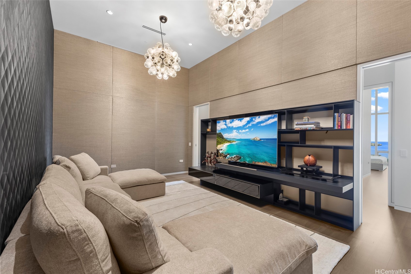 1118 Ala Moana Boulevard 3400