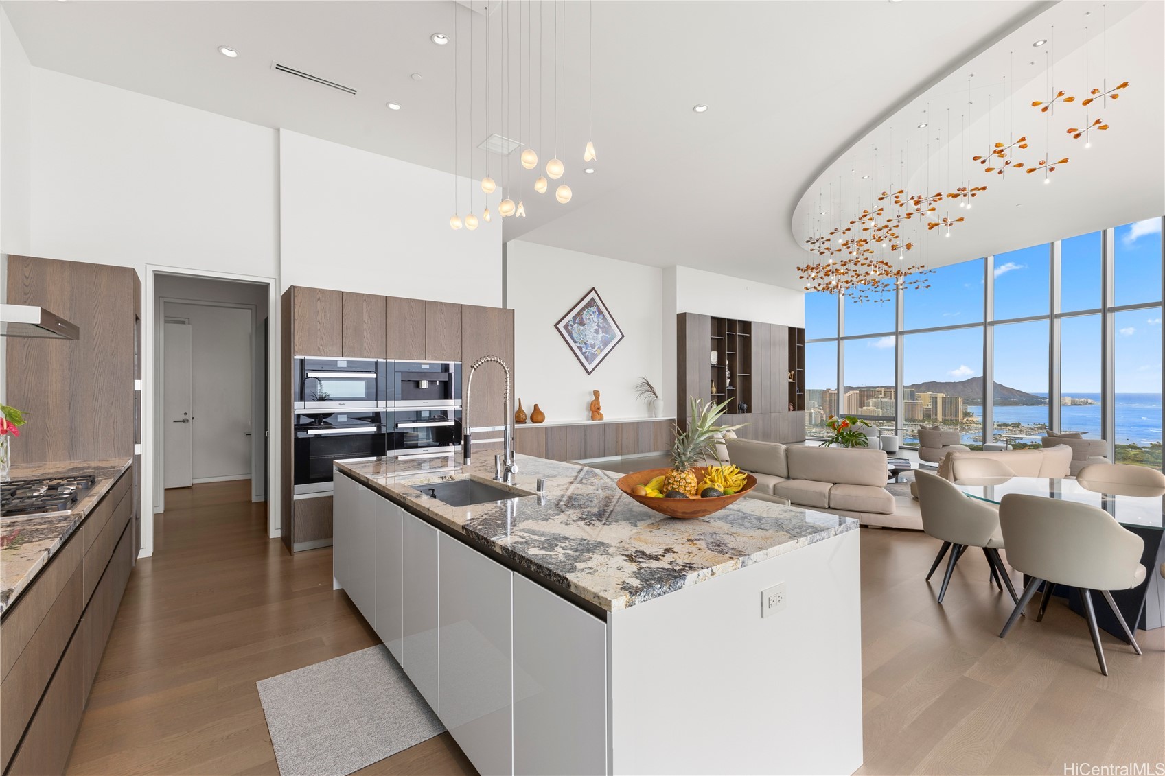 1118 Ala Moana Boulevard 3400