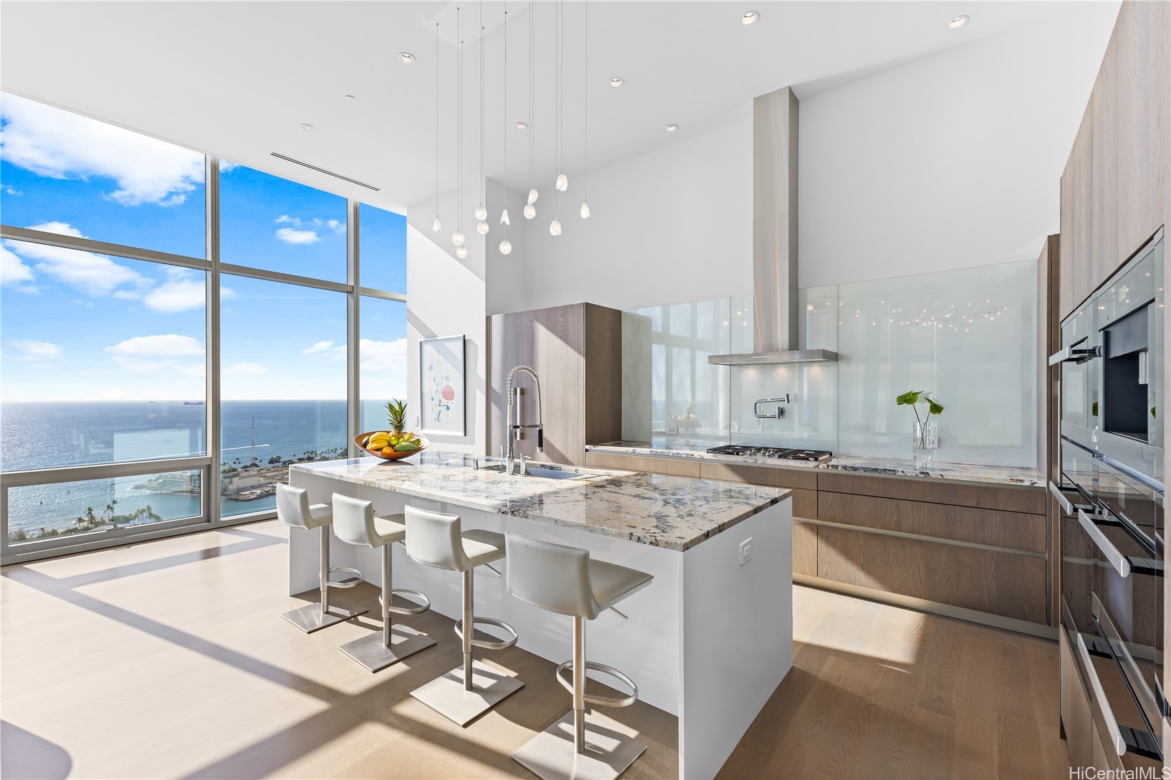 1118 Ala Moana Boulevard 3400