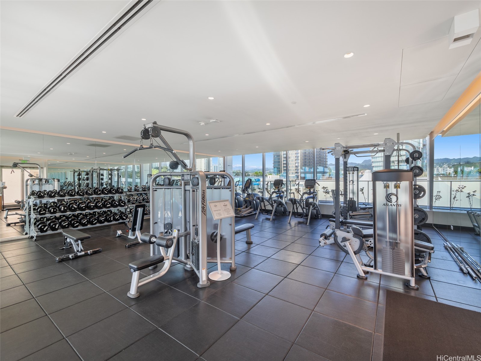 1118 Ala Moana Boulevard 3400