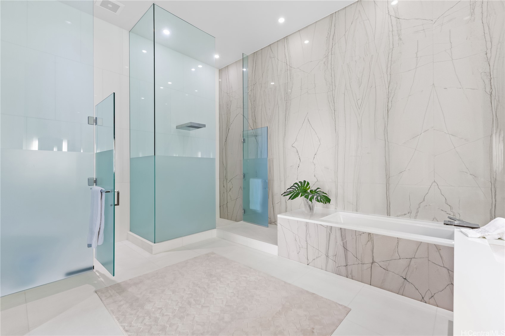 1118 Ala Moana Boulevard 3400