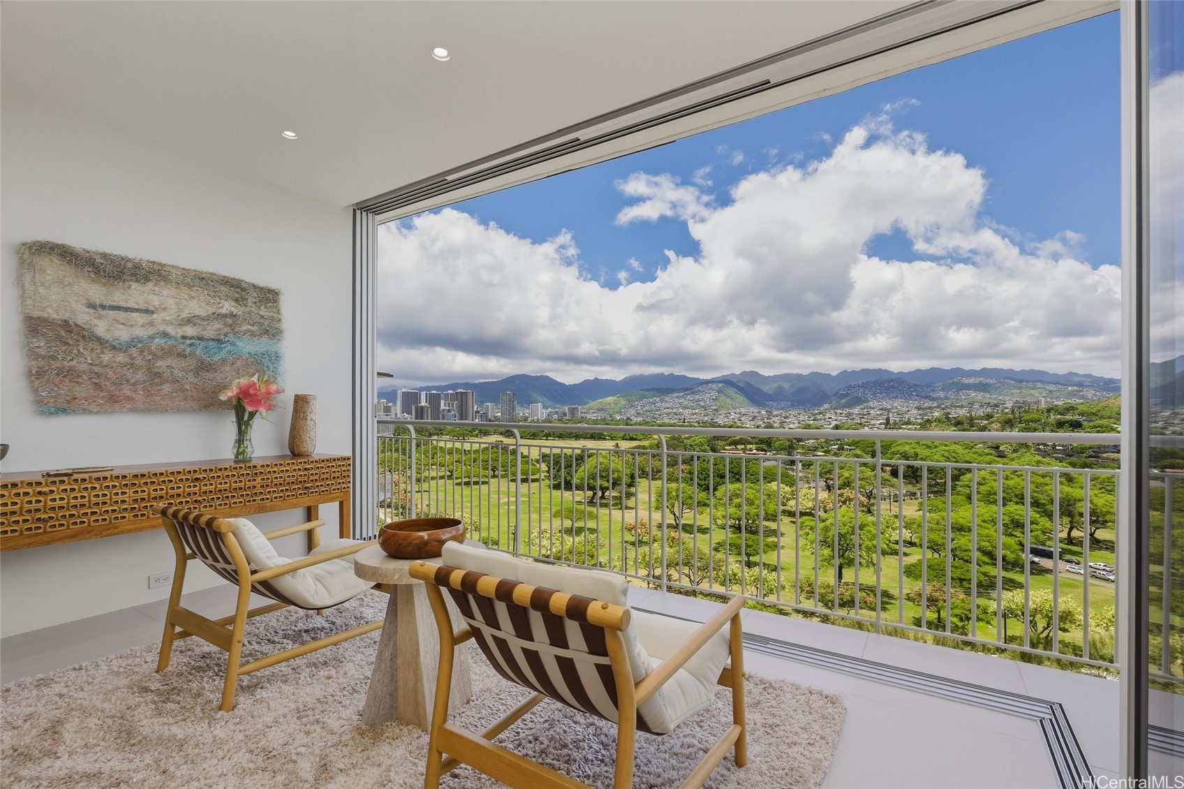 2969 Kalakaua Avenue 1201