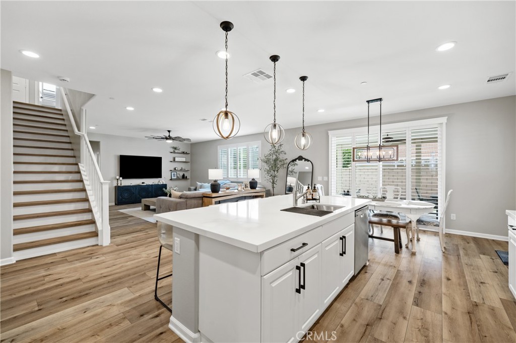 36219 Sunset Ridge Court