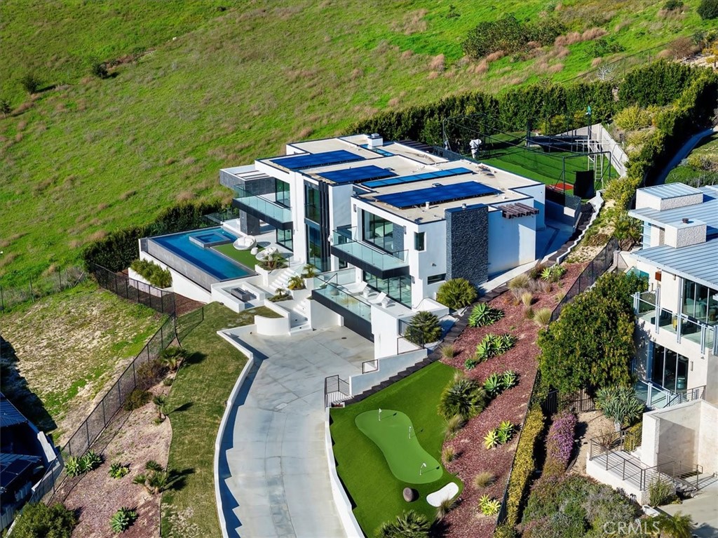 2935 Vista del Mar