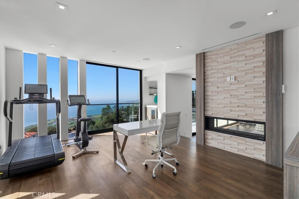2935 Vista del Mar