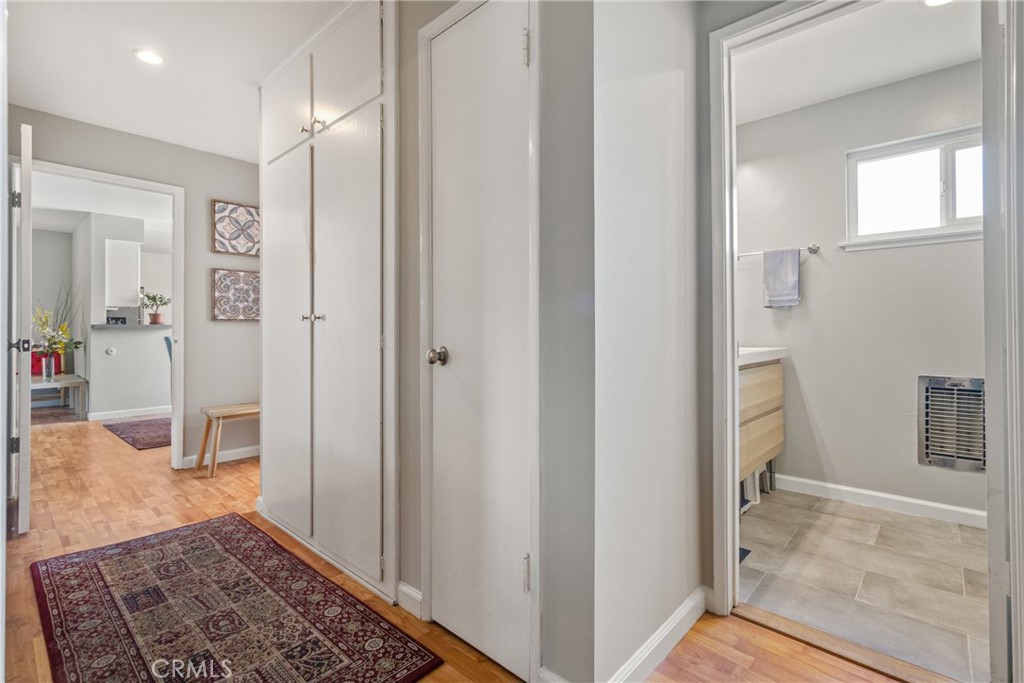 11138 Aqua Vista Street 30