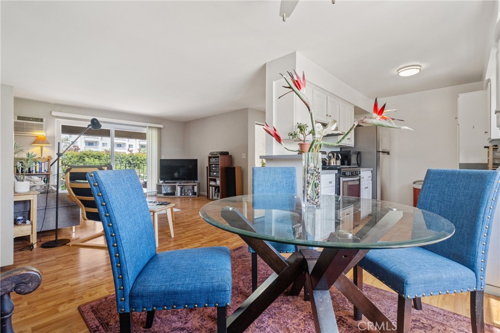 11138 Aqua Vista Street 30