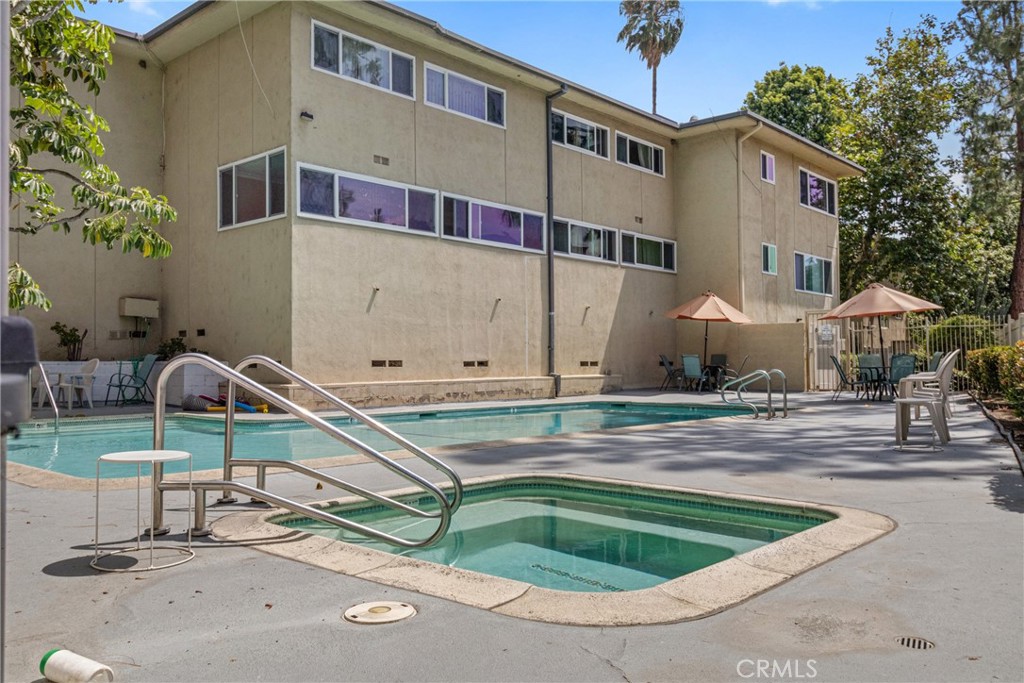11138 Aqua Vista Street 30