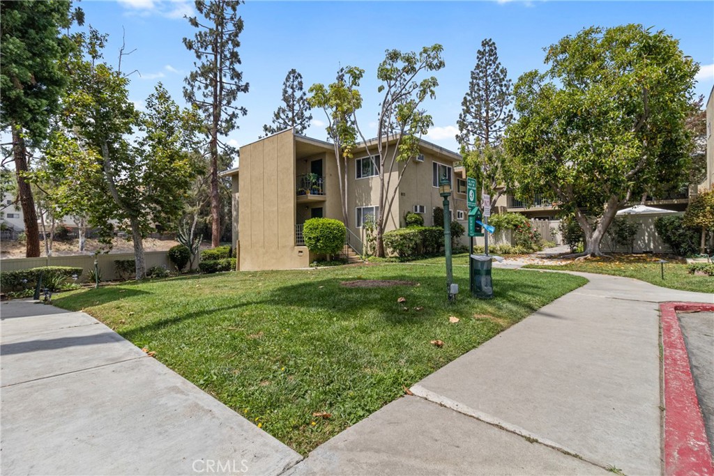 11138 Aqua Vista Street 30