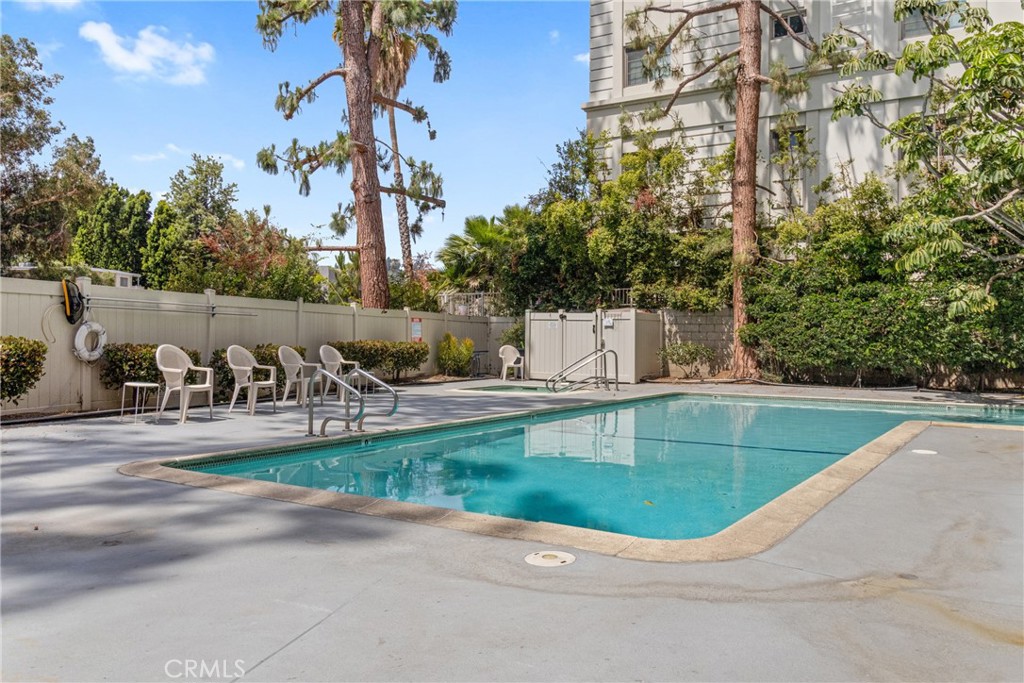 11138 Aqua Vista Street 30