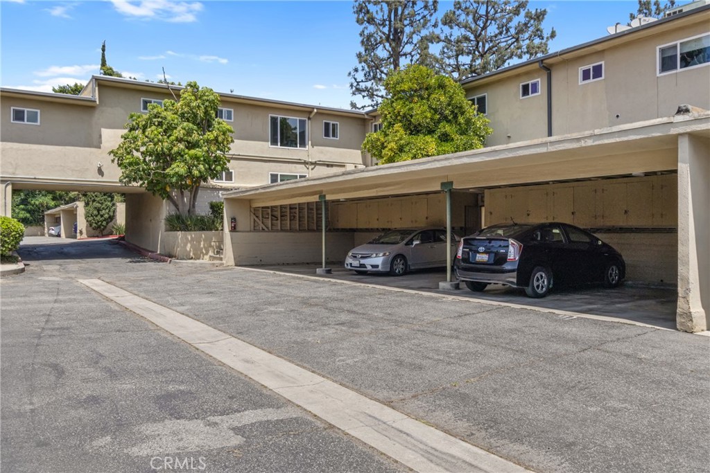 11138 Aqua Vista Street 30