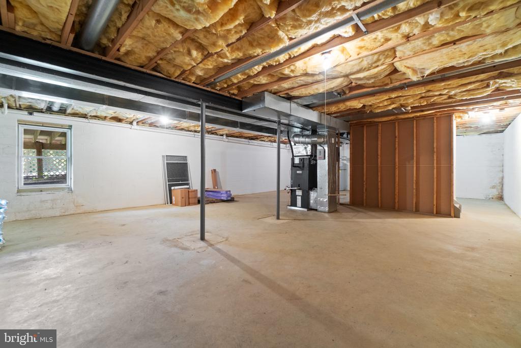 5 POPLAR POINT ROAD