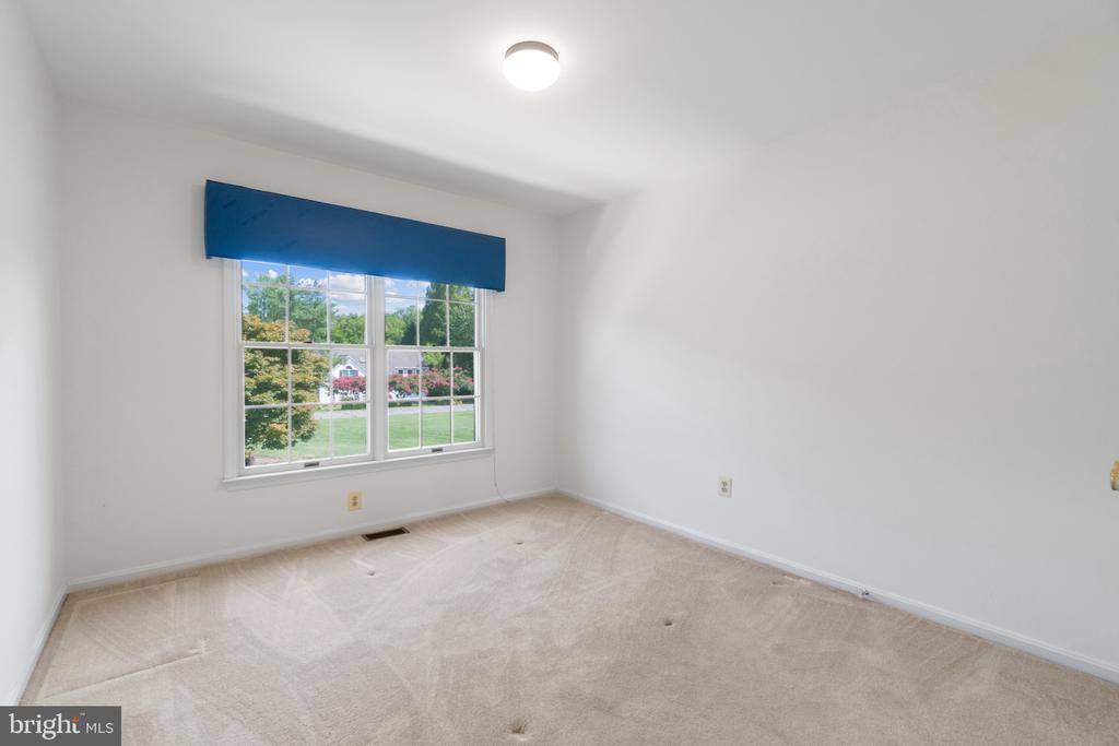 5 POPLAR POINT ROAD