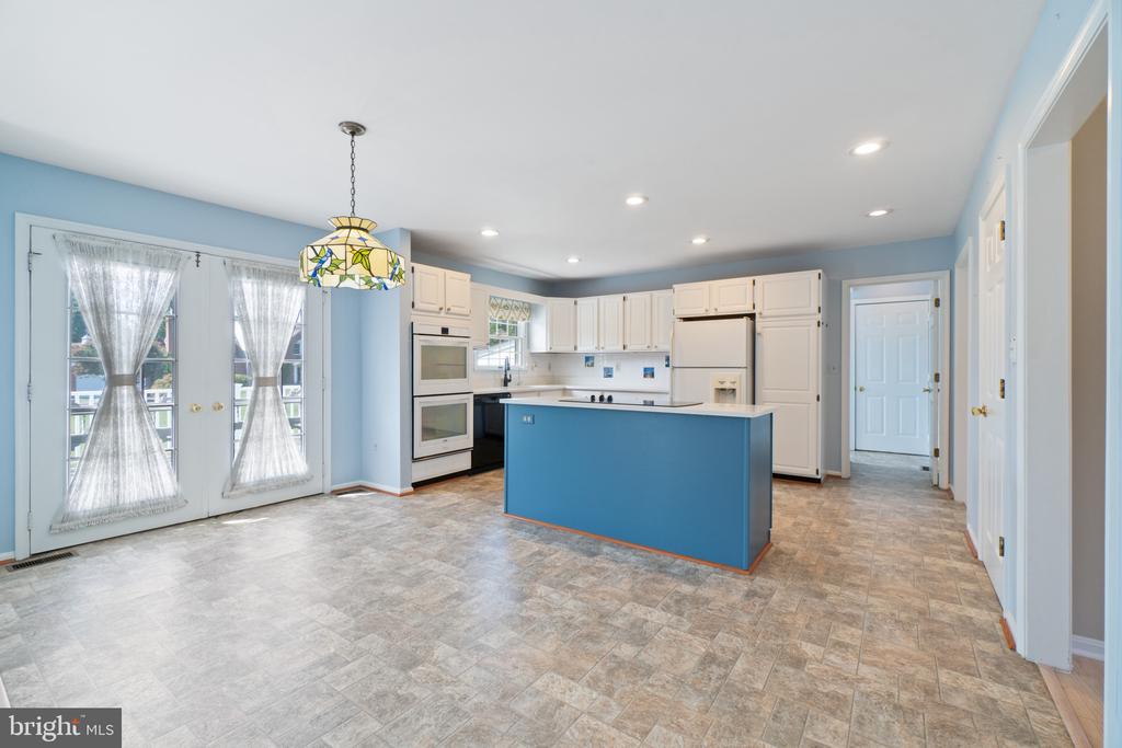 5 POPLAR POINT ROAD