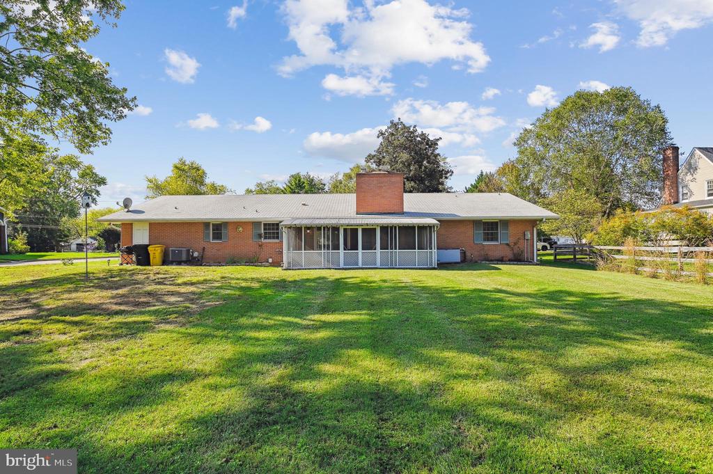 4719 WOODFIELD ROAD