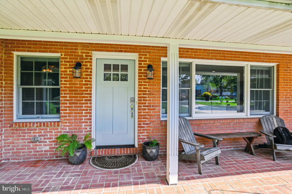 4719 WOODFIELD ROAD