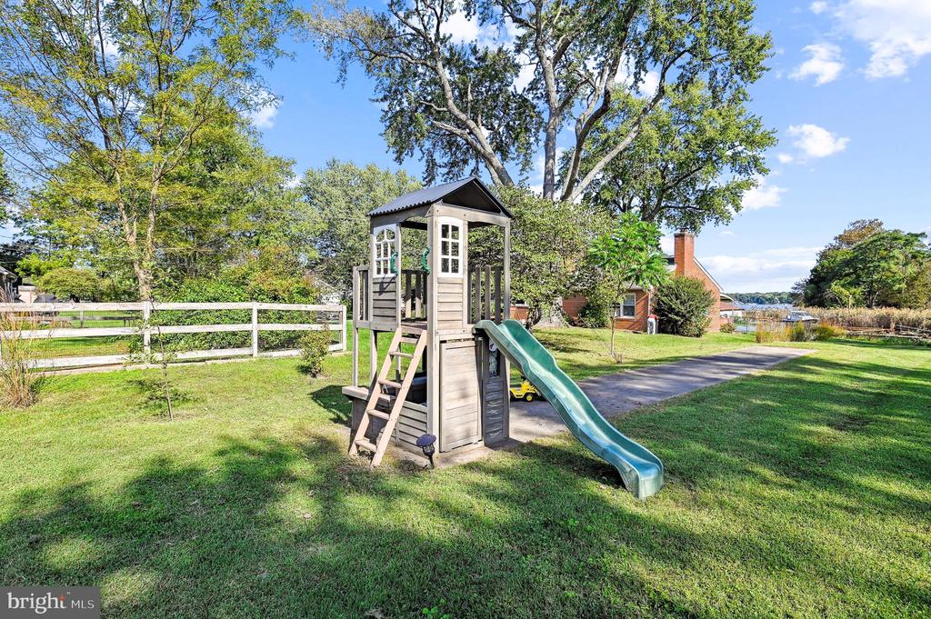 4719 WOODFIELD ROAD