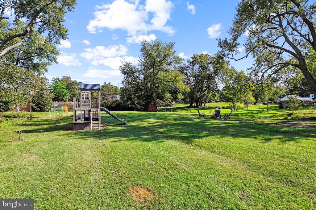 4719 WOODFIELD ROAD