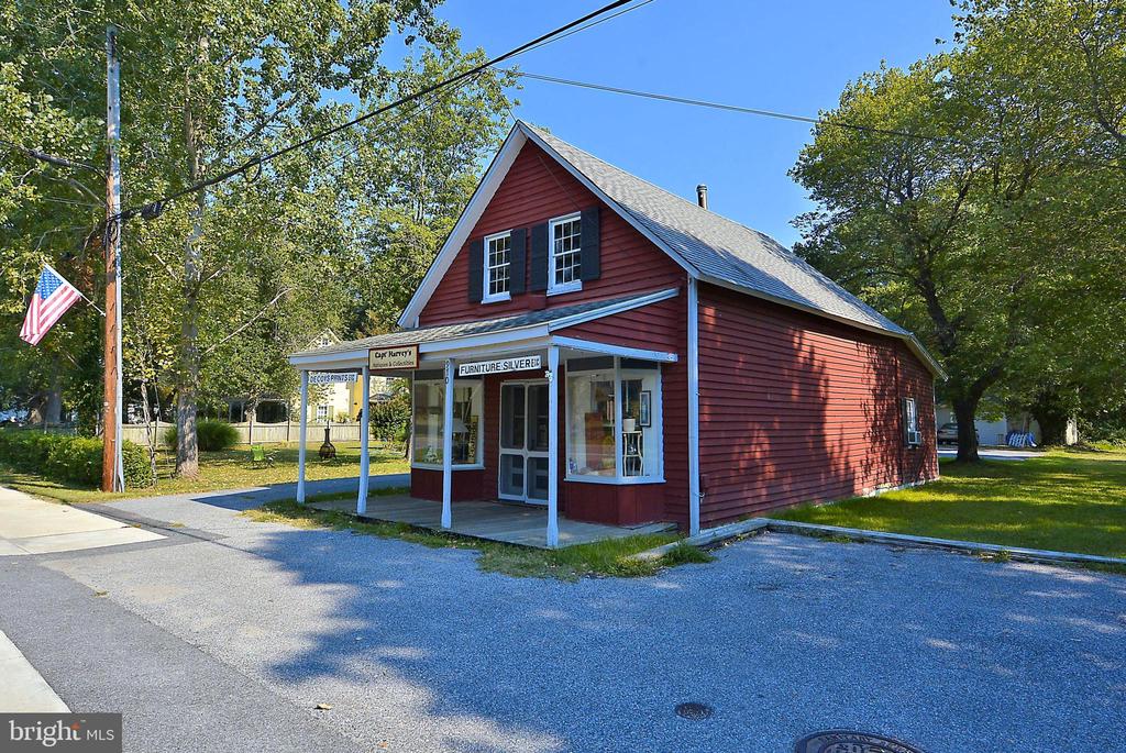 4719 WOODFIELD ROAD