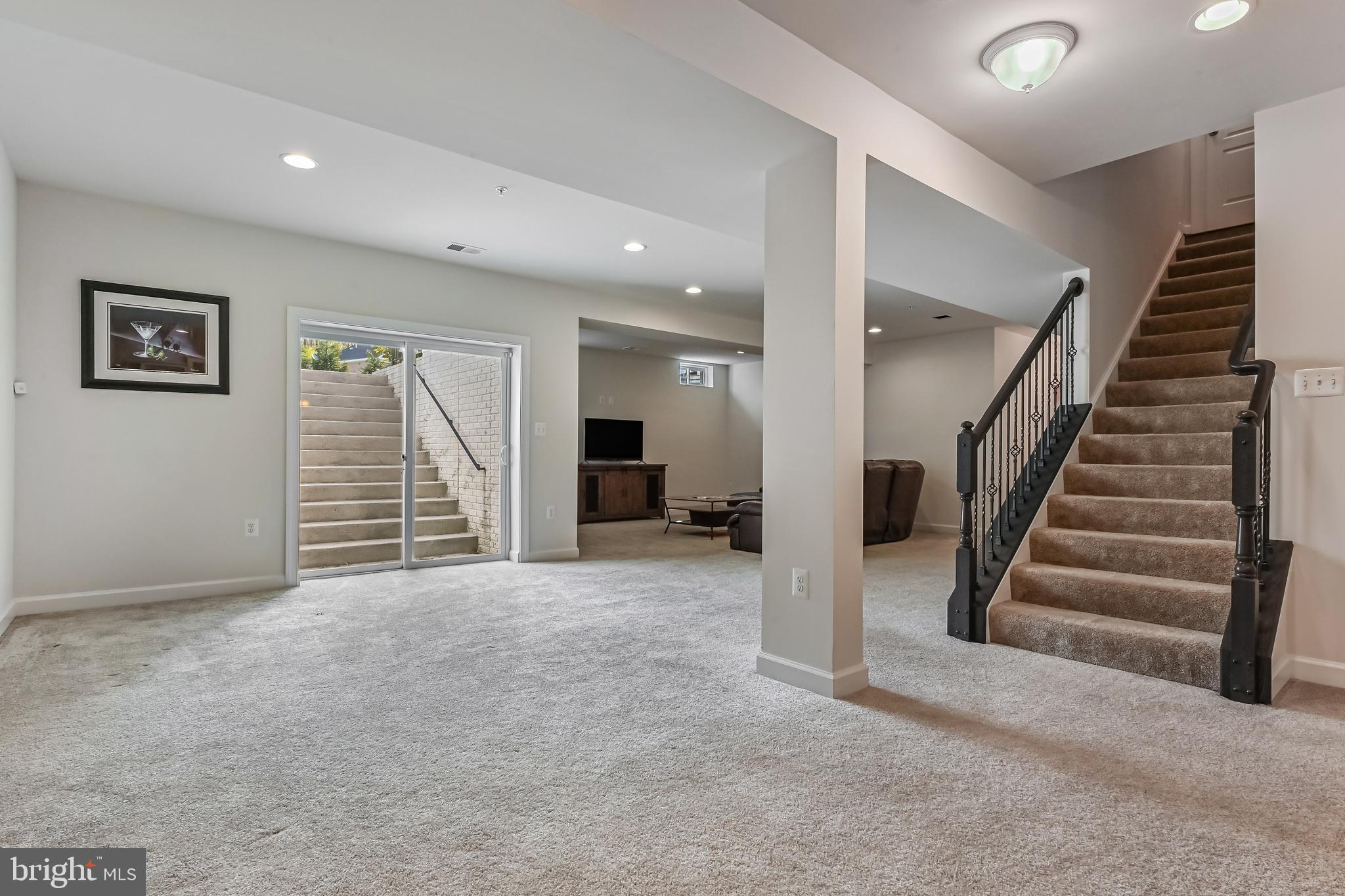 3419 POCAHONTAS DRIVE