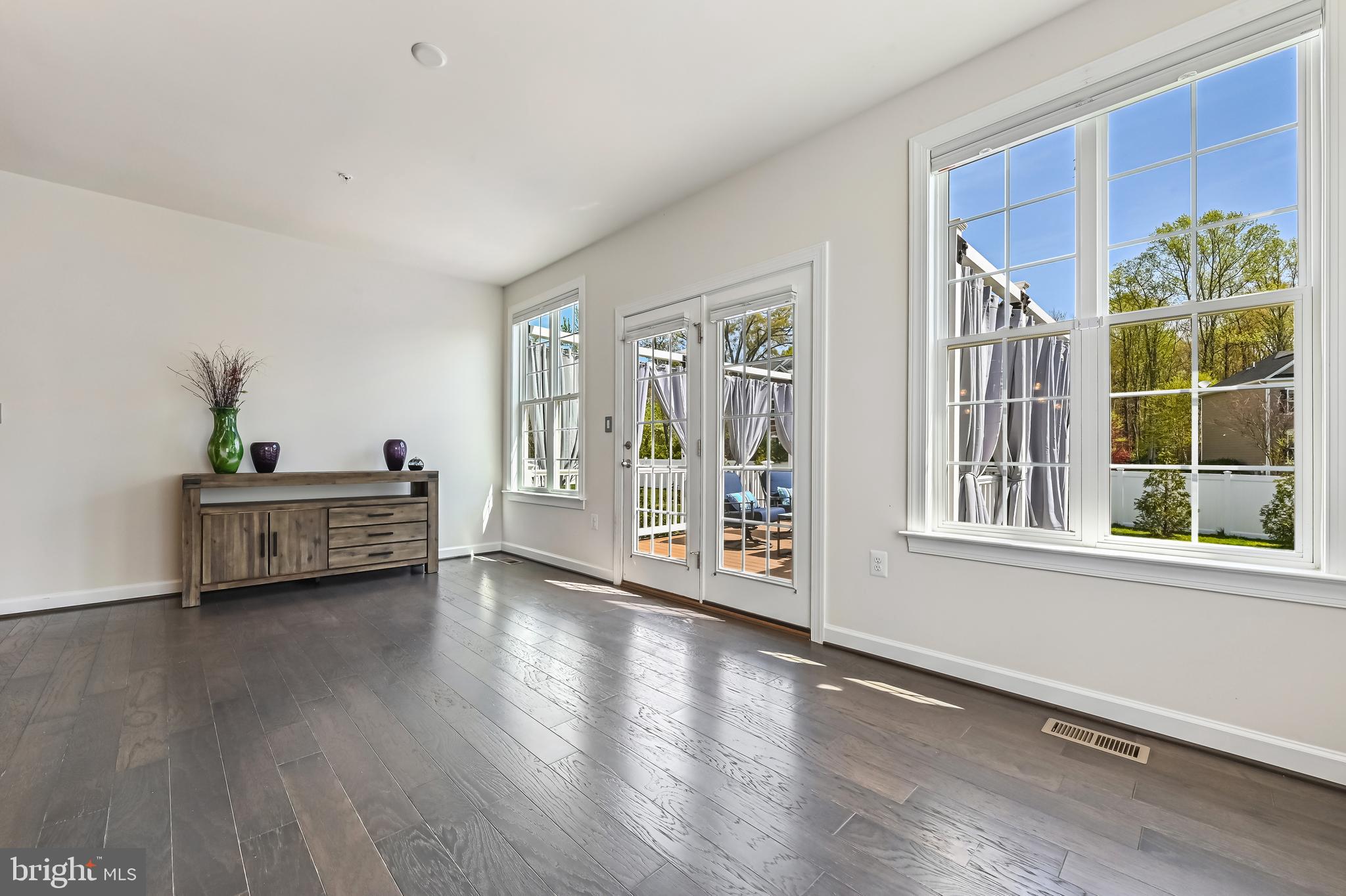 3419 POCAHONTAS DRIVE