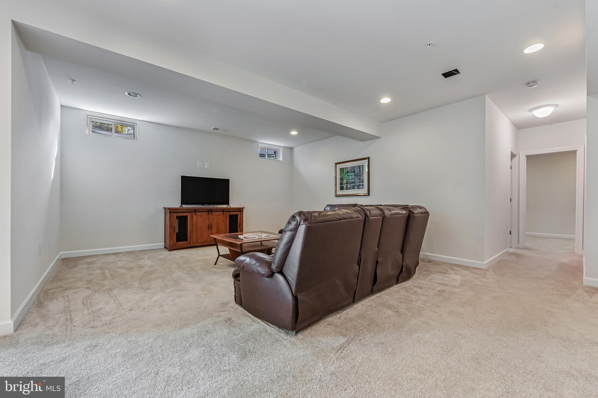 3419 POCAHONTAS DRIVE