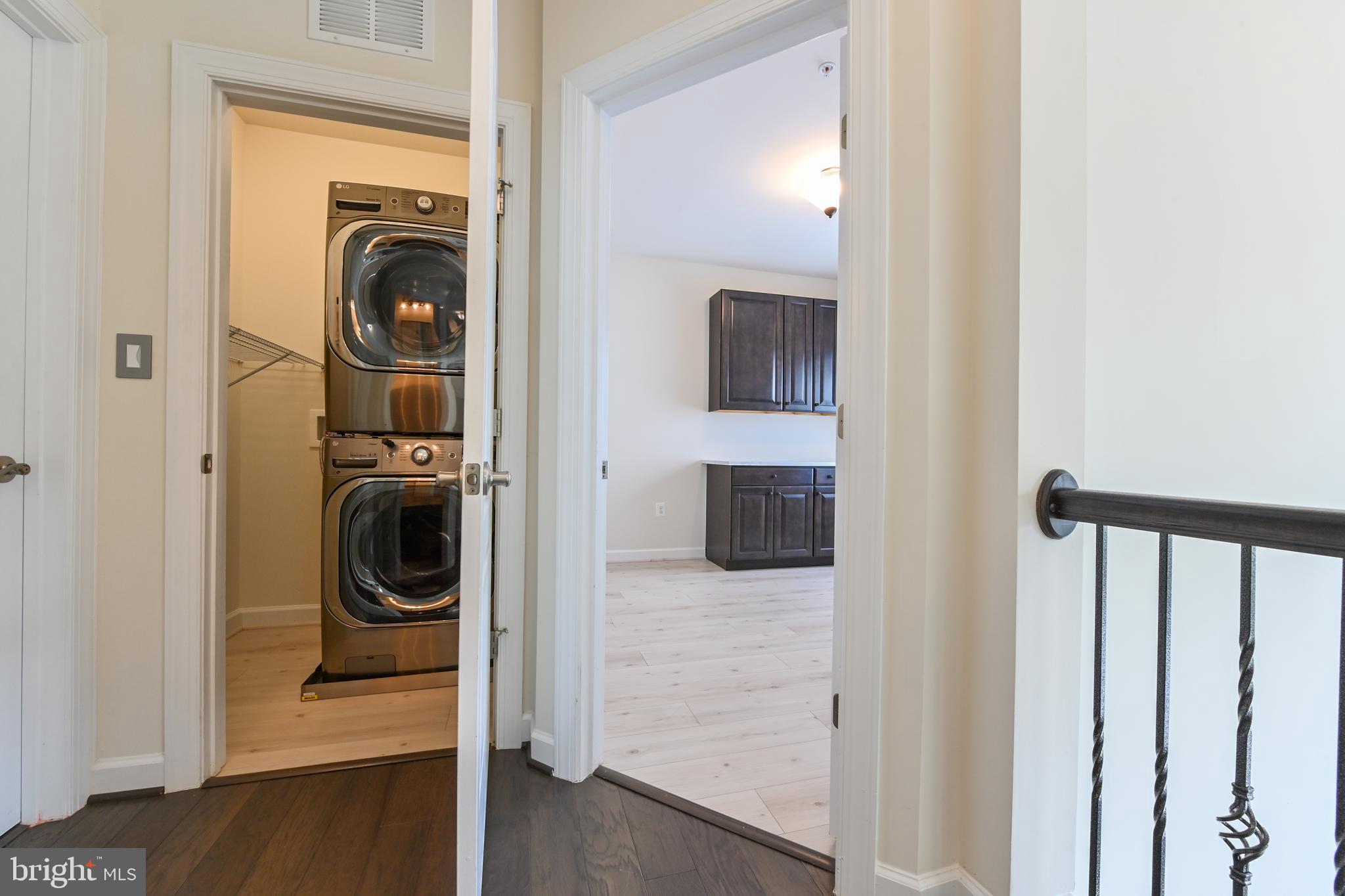 3419 POCAHONTAS DRIVE