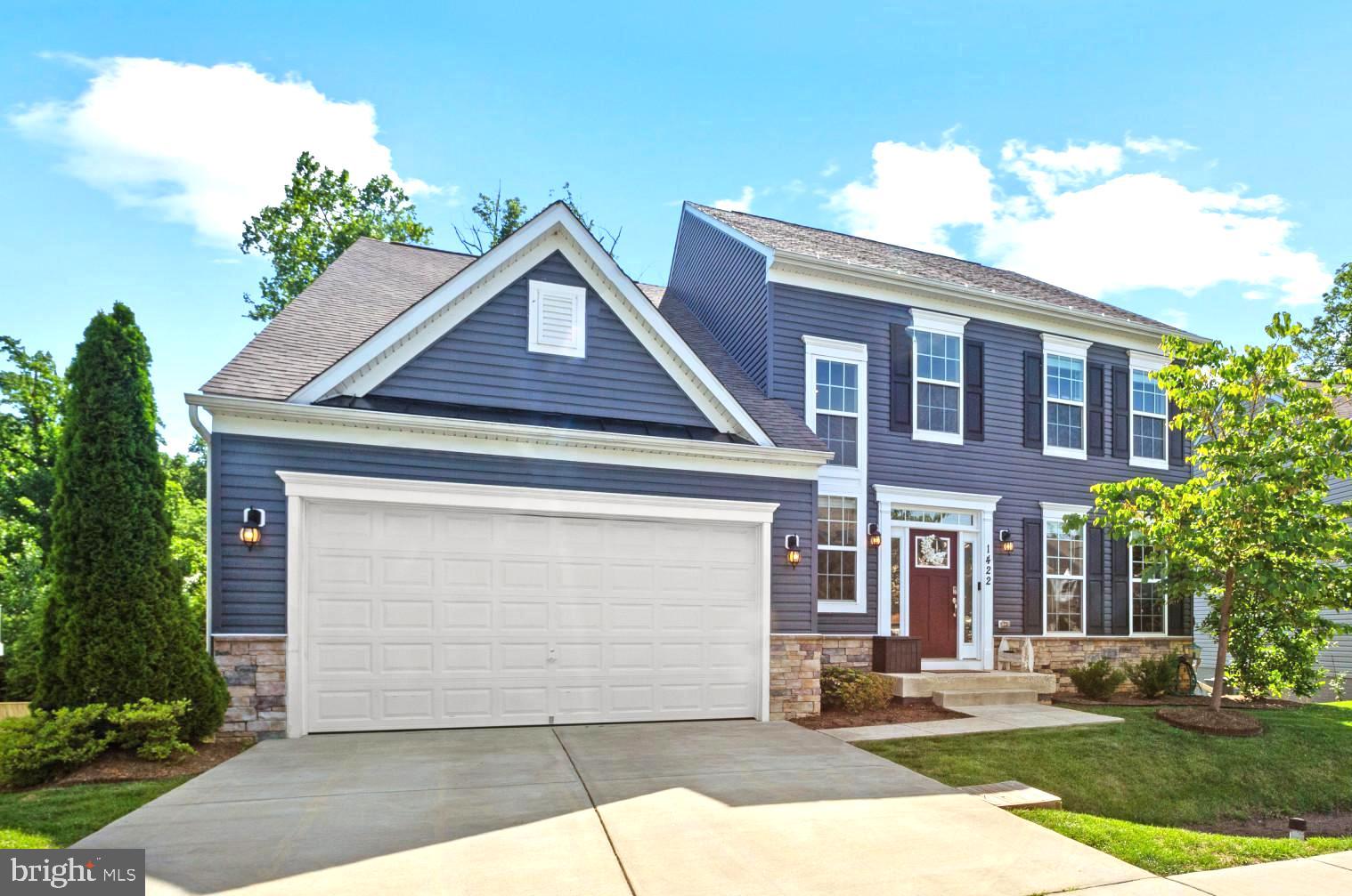 1422 SILVER OAK LANE