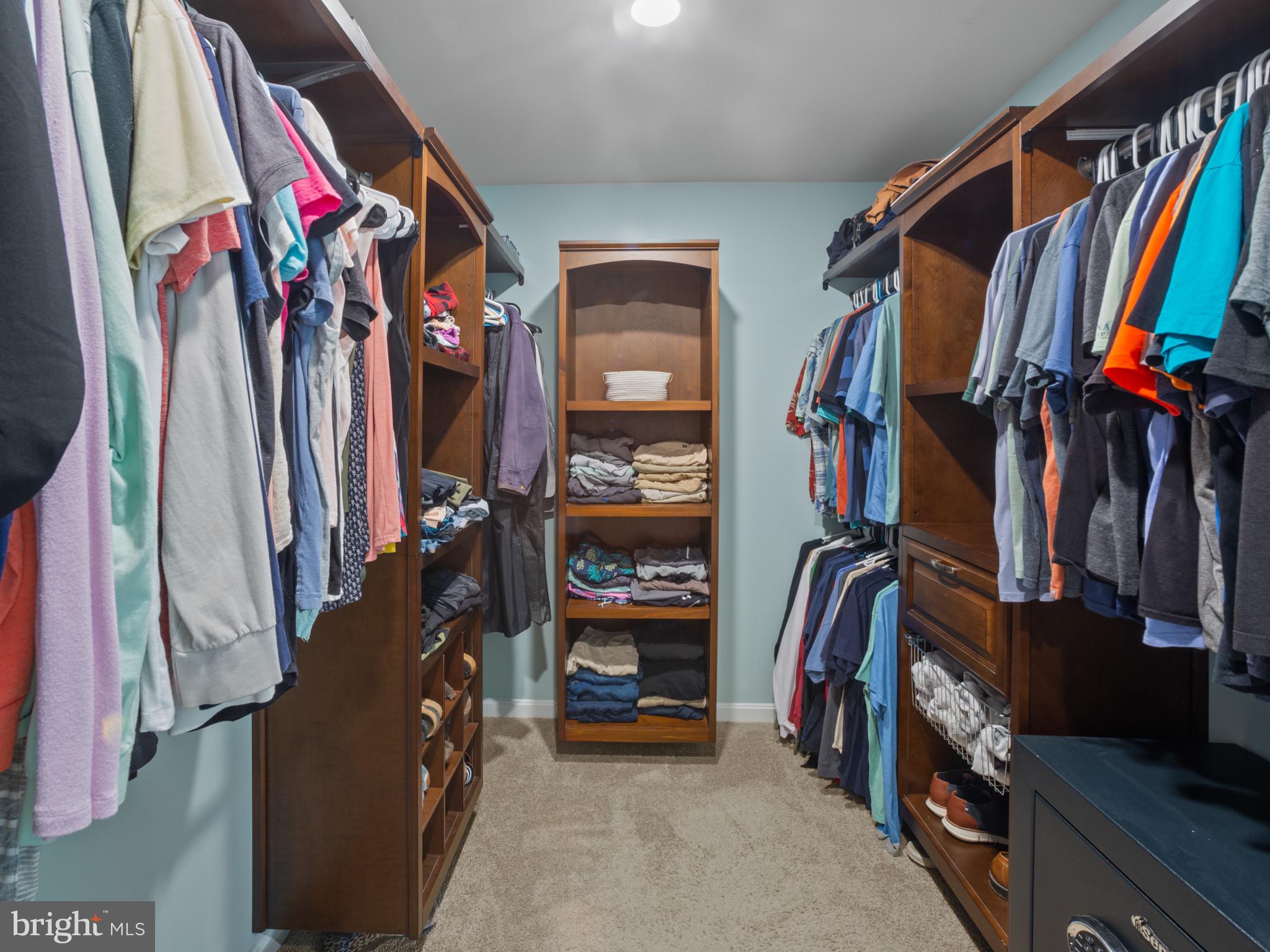 1422 SILVER OAK LANE