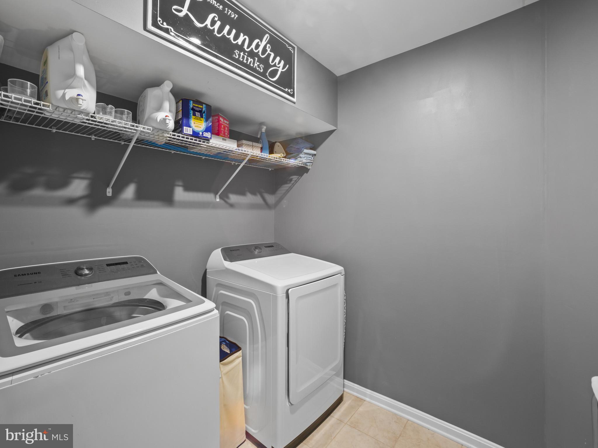 1422 SILVER OAK LANE