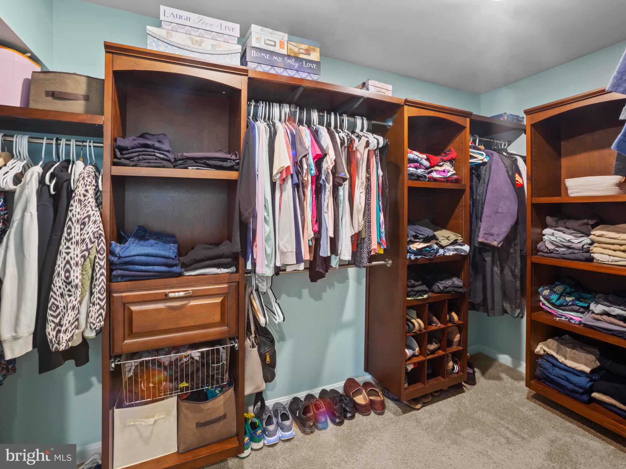 1422 SILVER OAK LANE