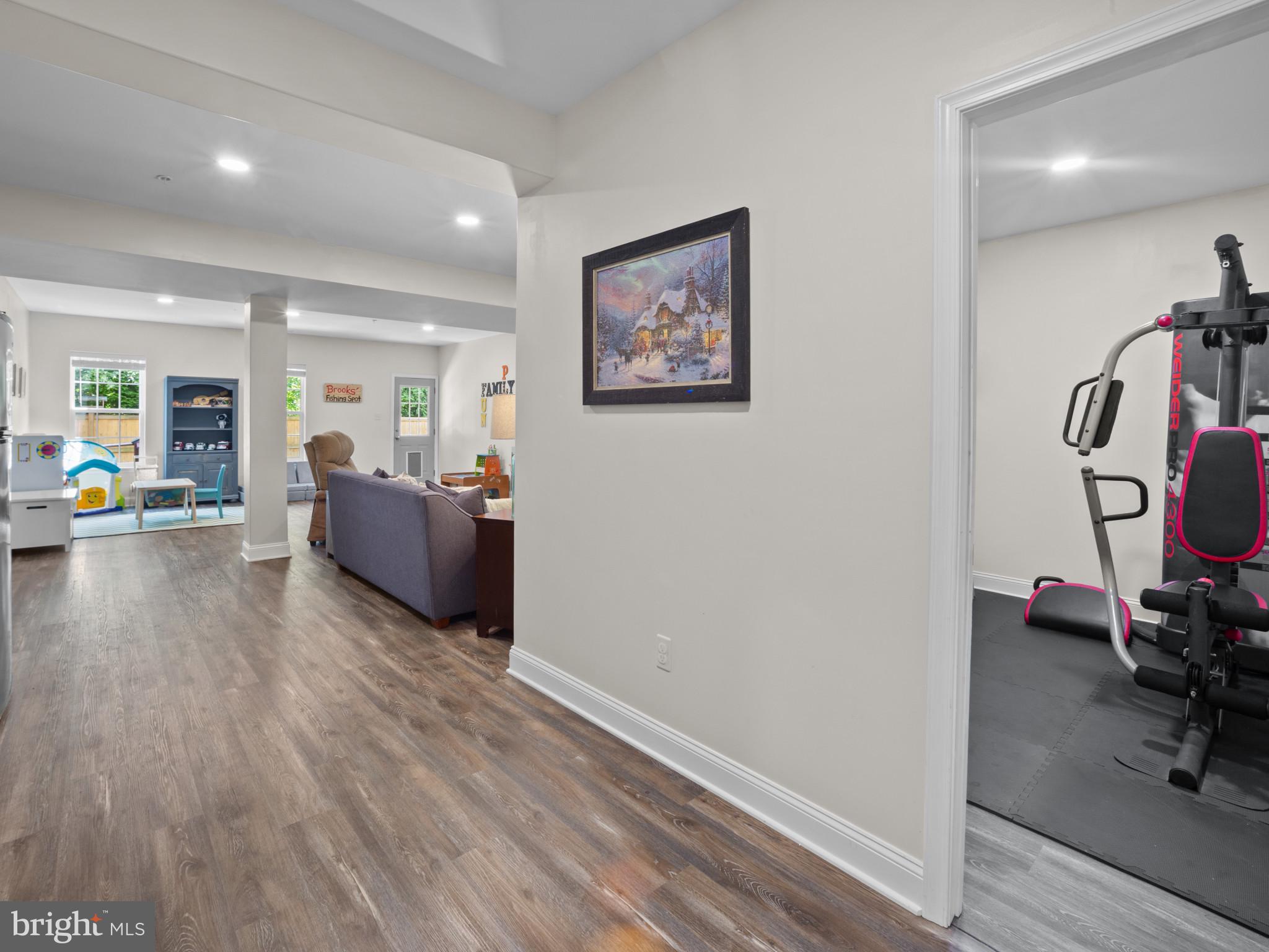 1422 SILVER OAK LANE