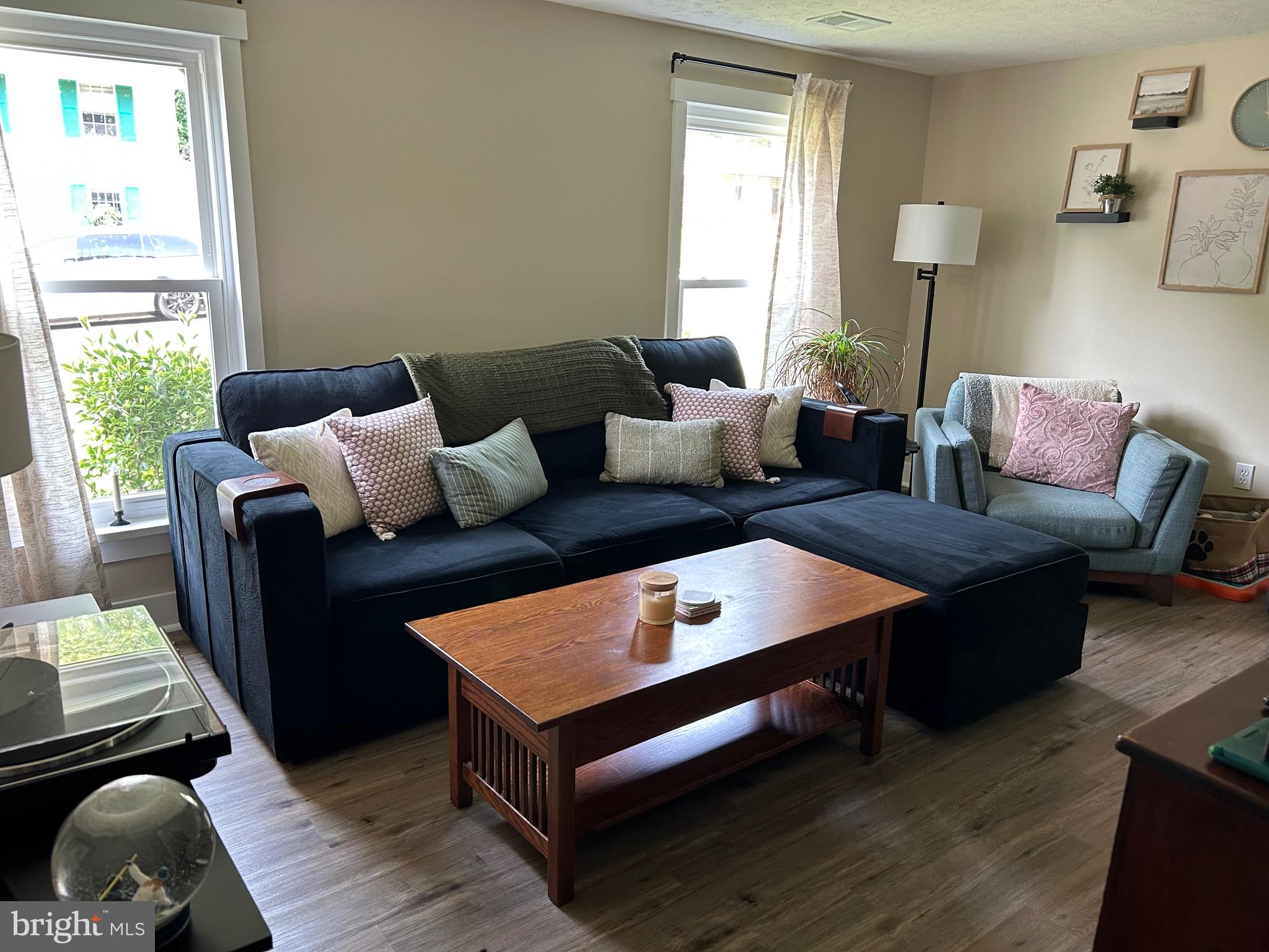1315 OLD PINE COURT