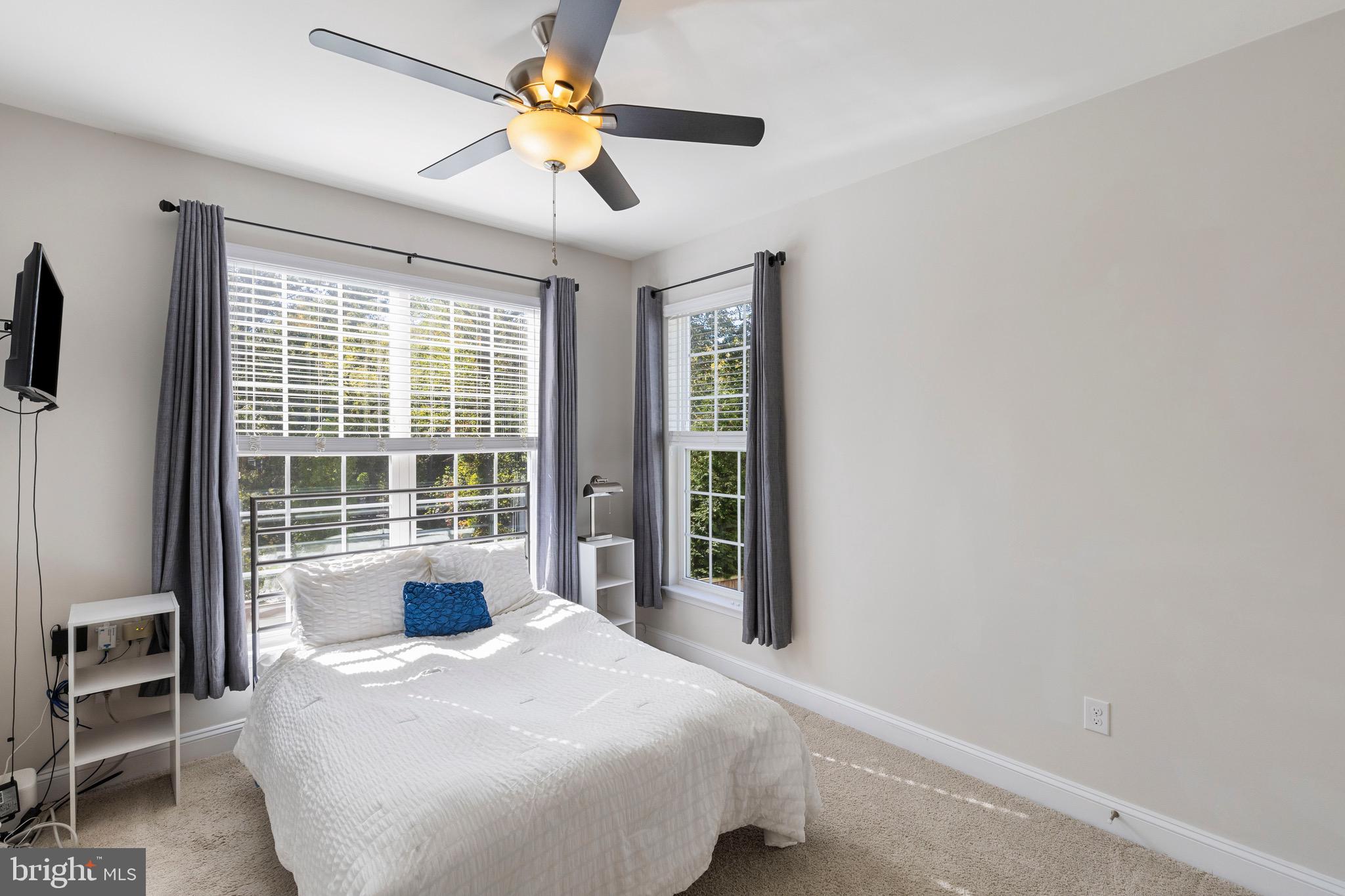 1426 SILVER OAK LANE