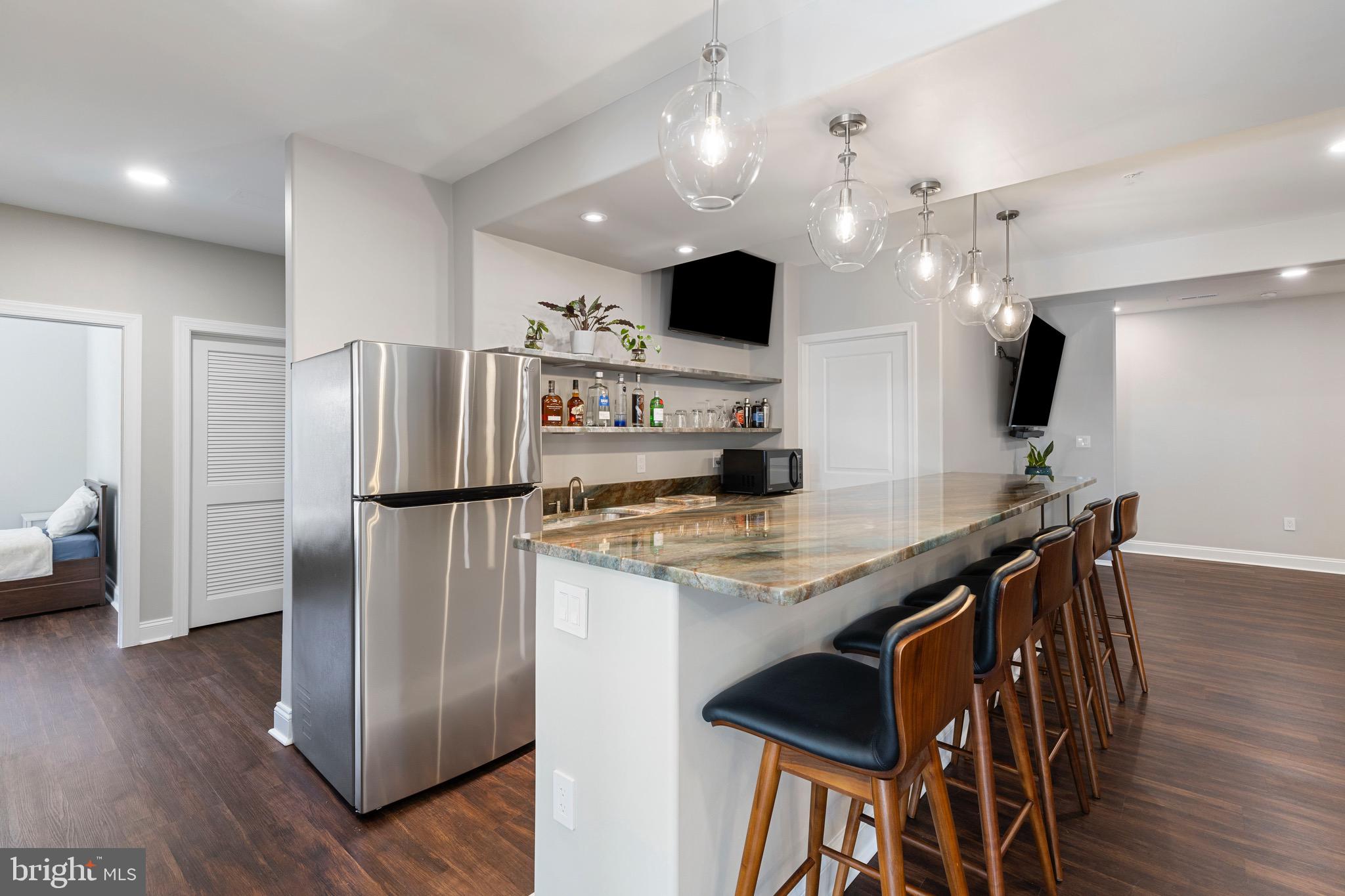 1426 SILVER OAK LANE