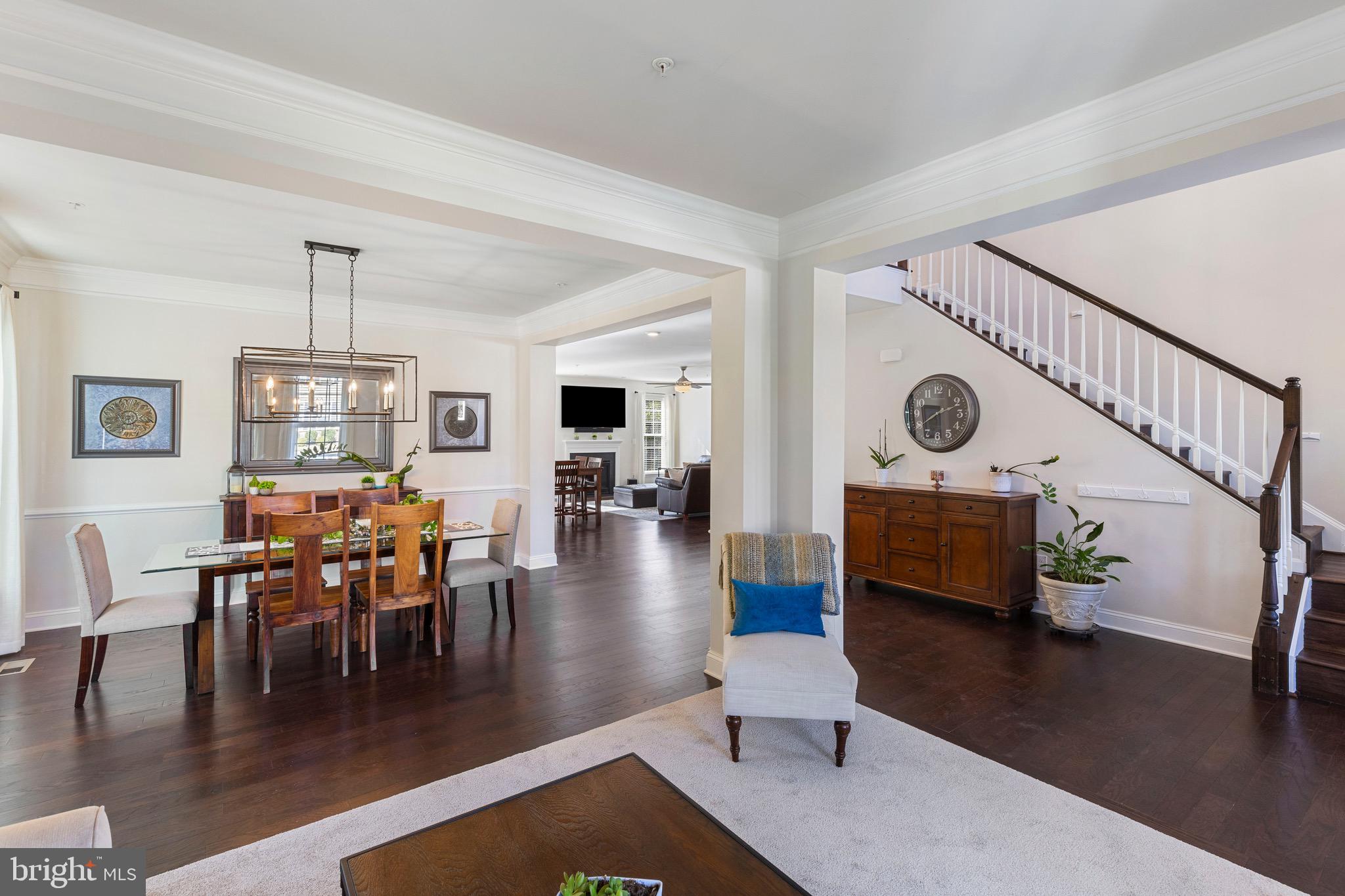 1426 SILVER OAK LANE