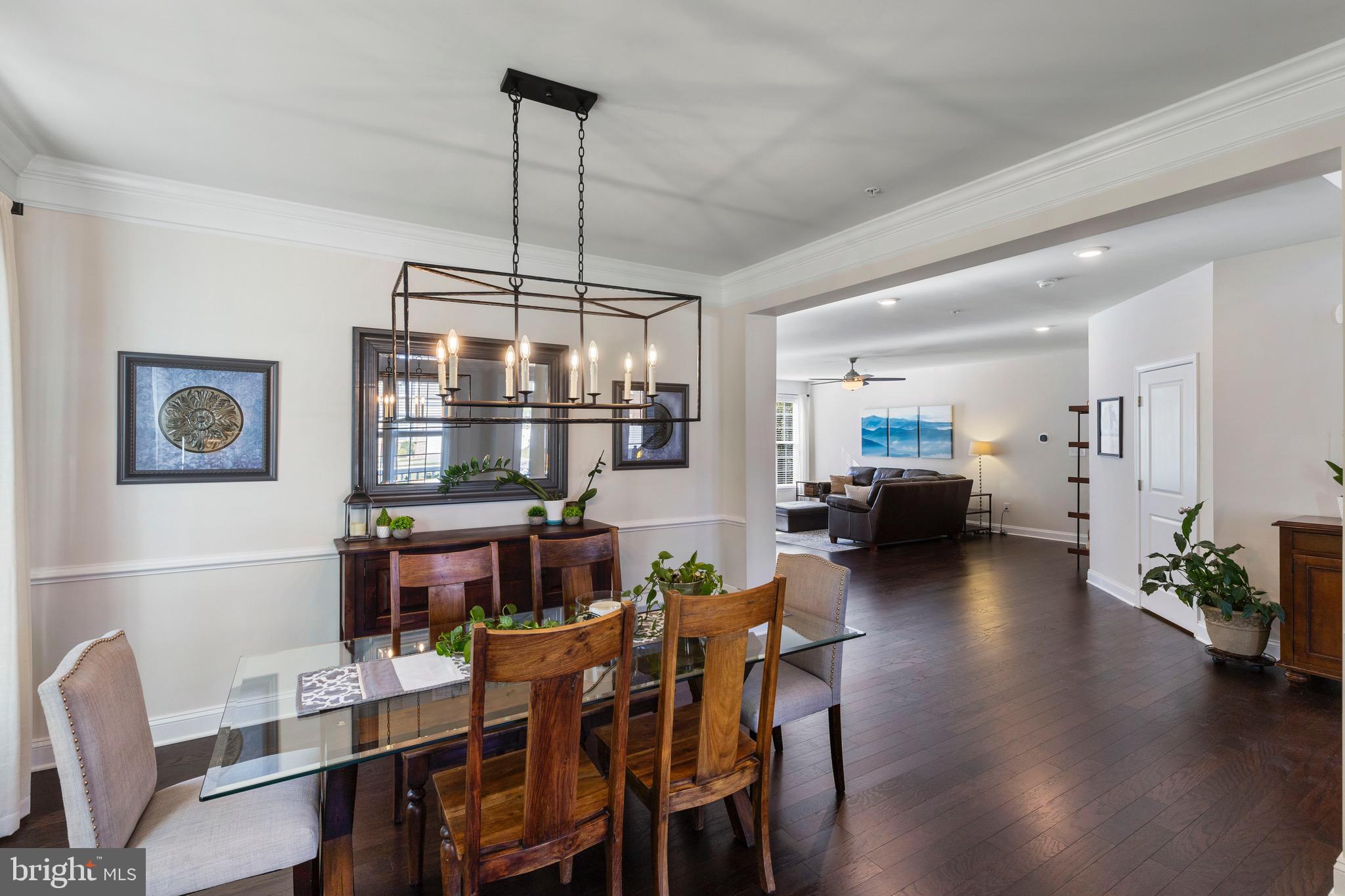 1426 SILVER OAK LANE