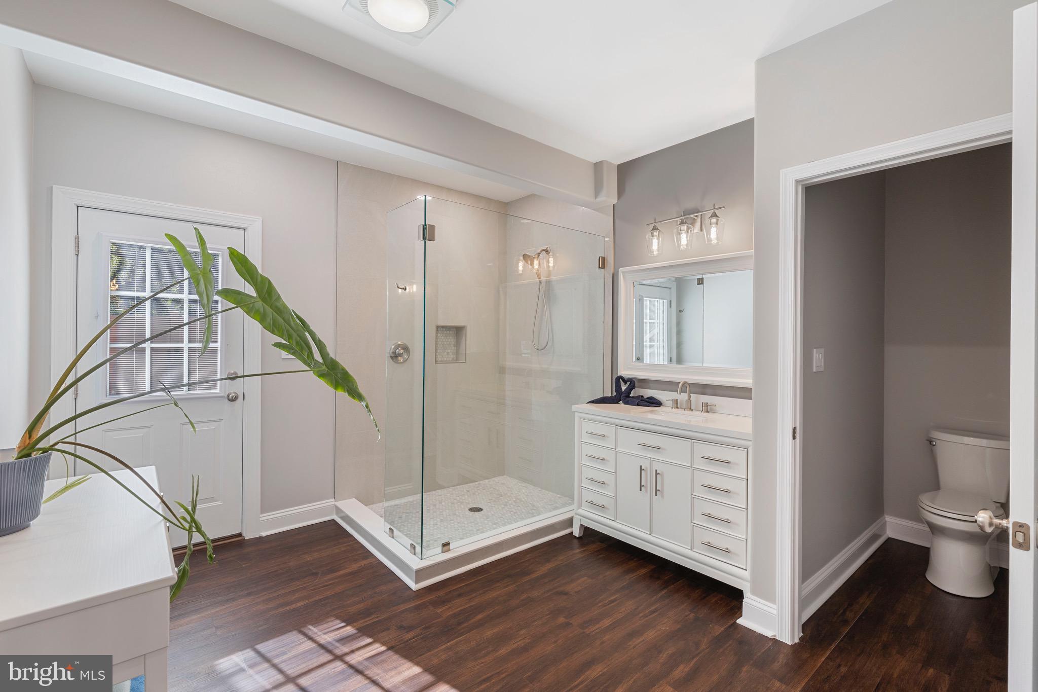 1426 SILVER OAK LANE