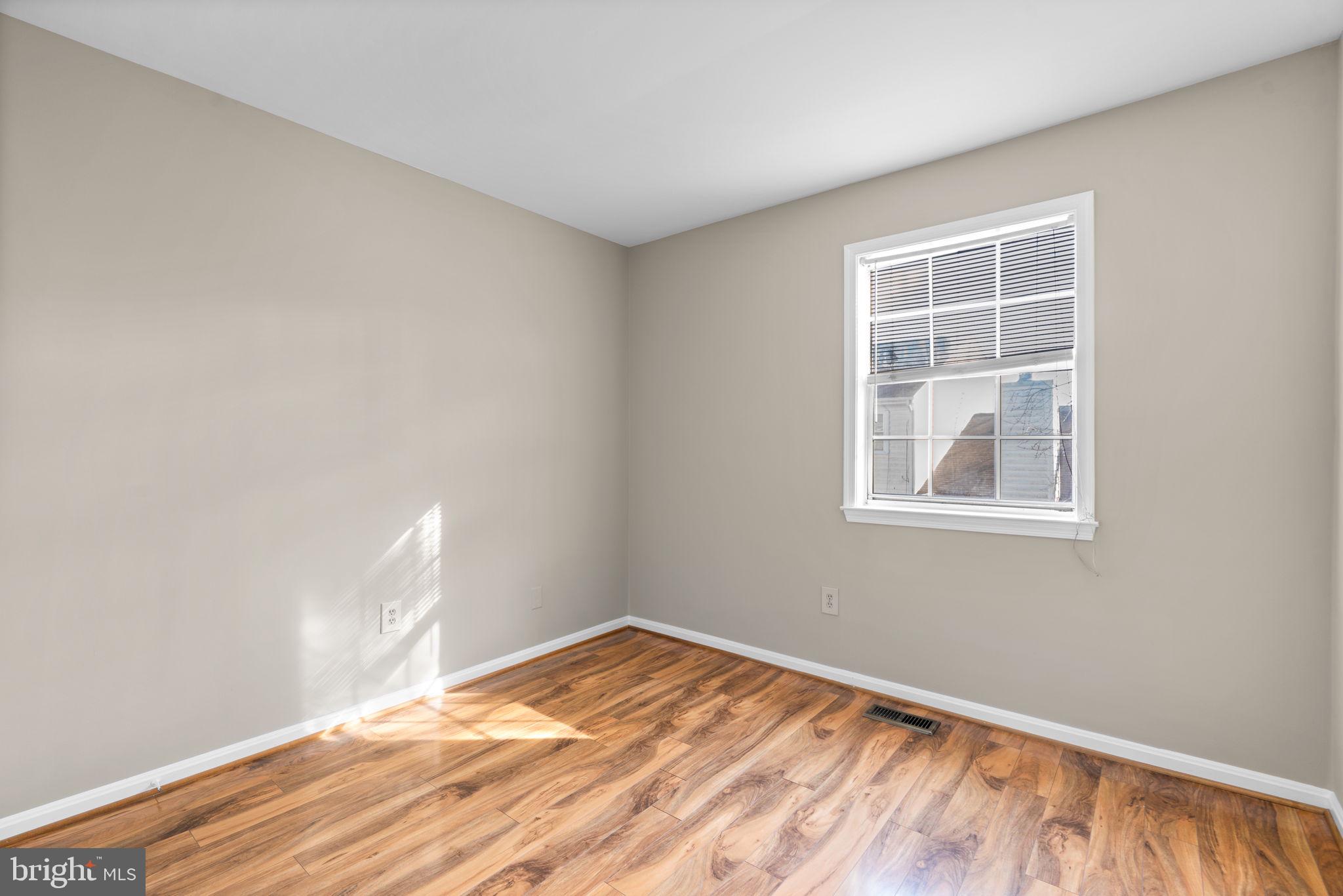 1705 HART COURT