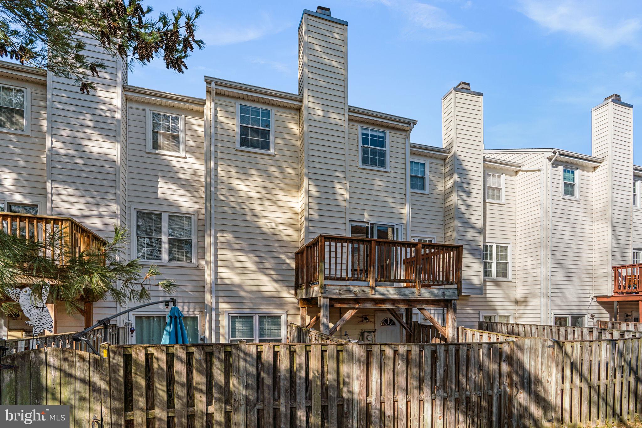 1705 HART COURT