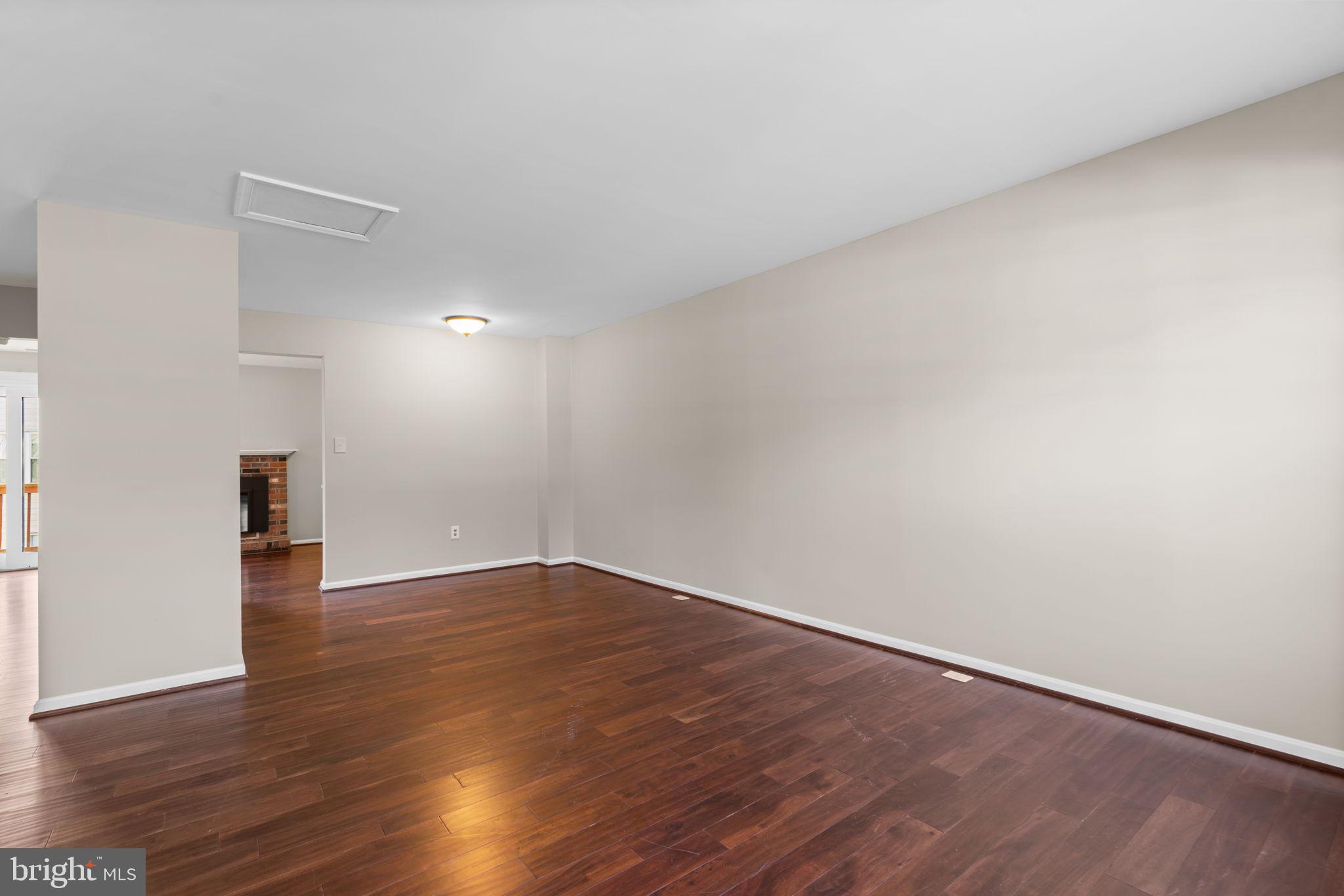 1705 HART COURT
