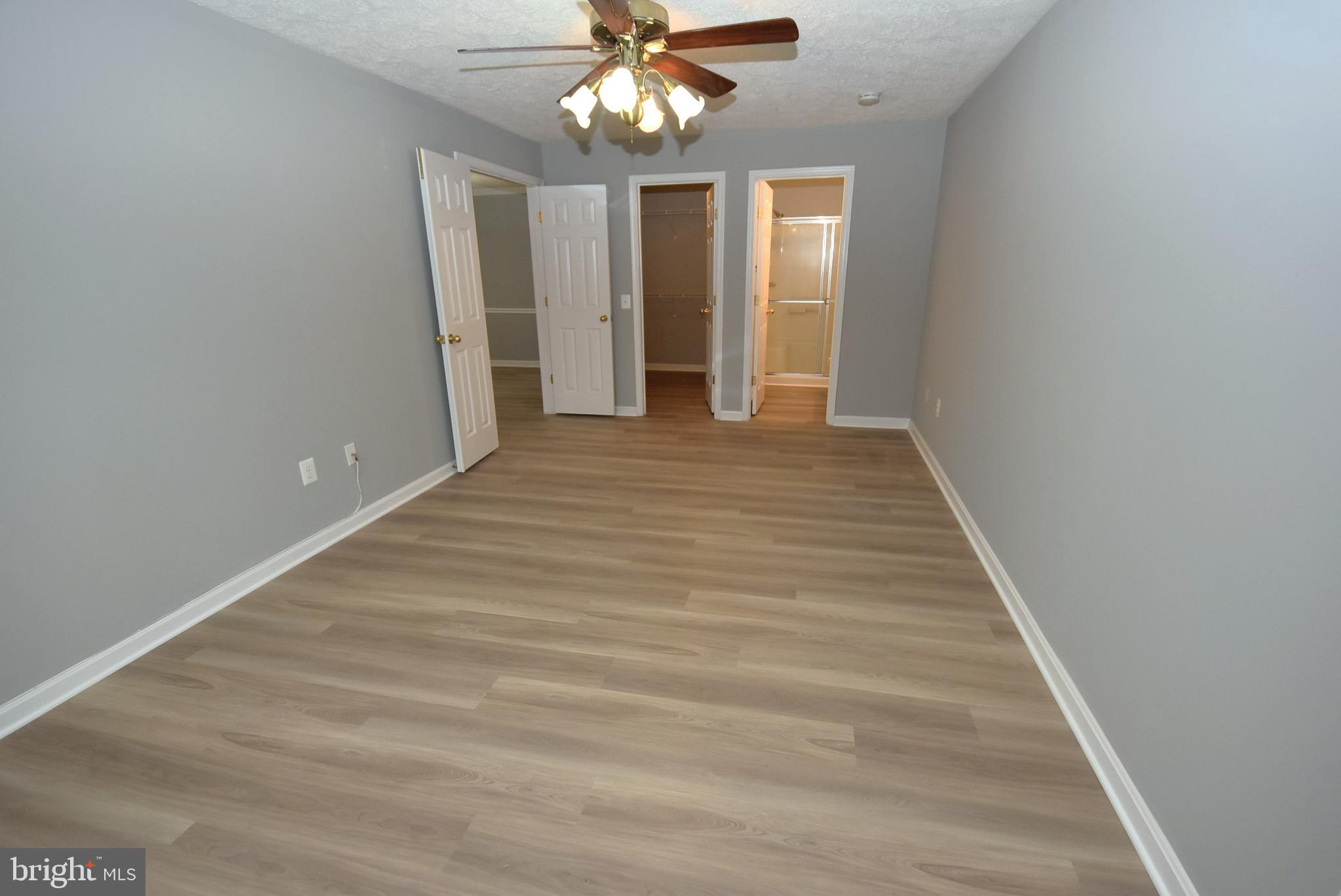2002 PHILLIPS TERRACE 6