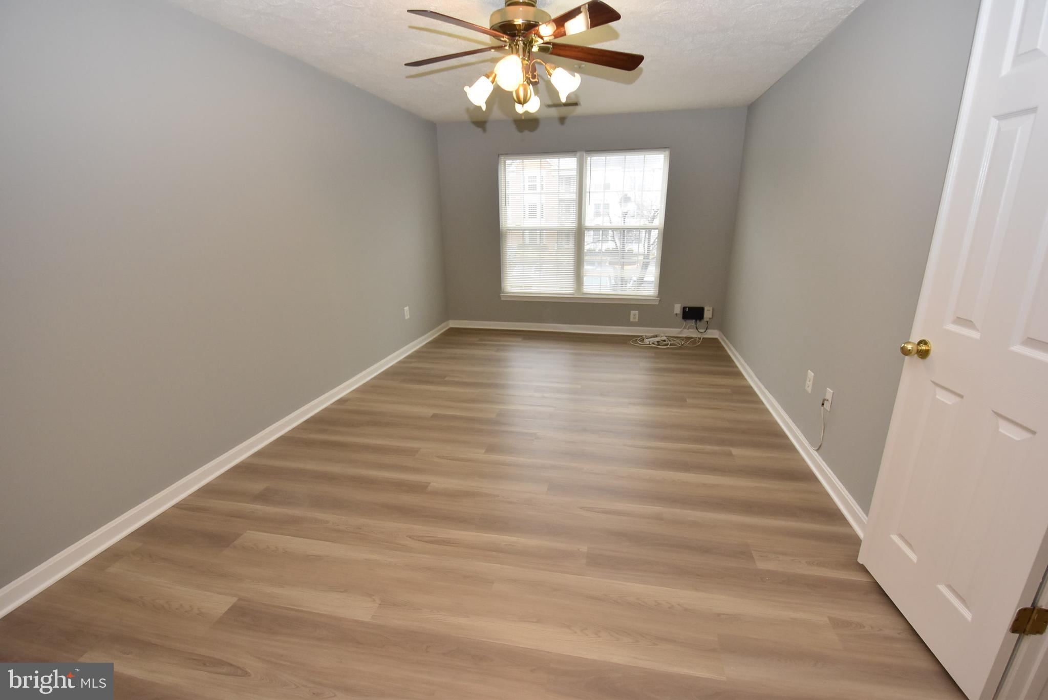 2002 PHILLIPS TERRACE 6
