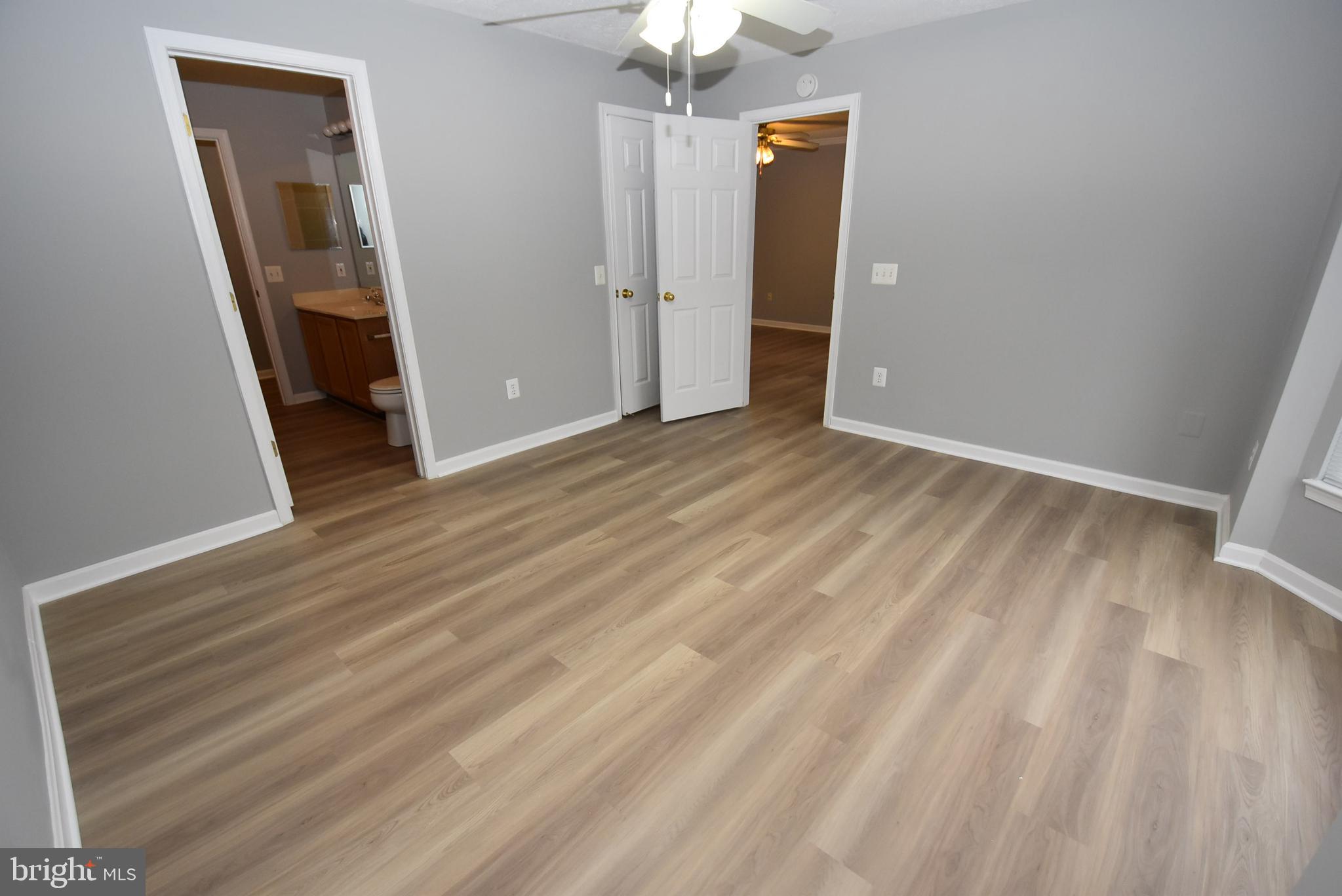 2002 PHILLIPS TERRACE 6