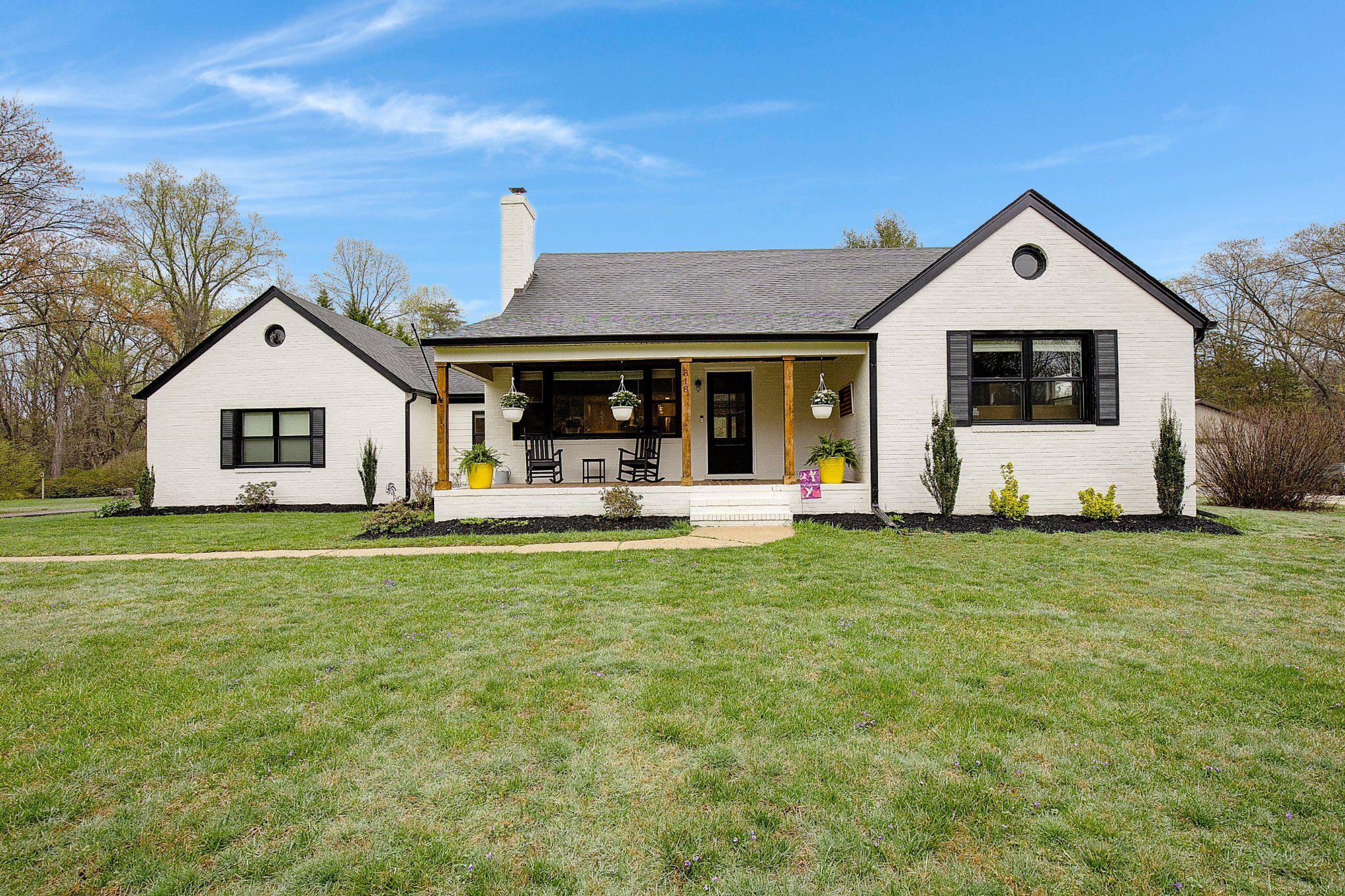 818 CEDARCROFT DRIVE