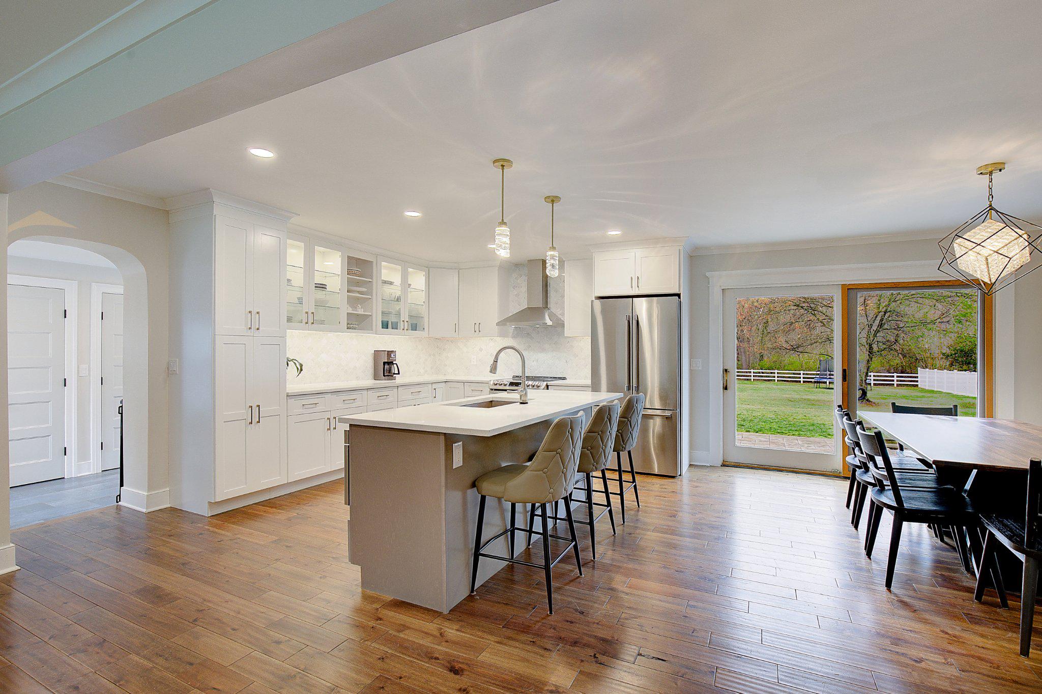 818 CEDARCROFT DRIVE